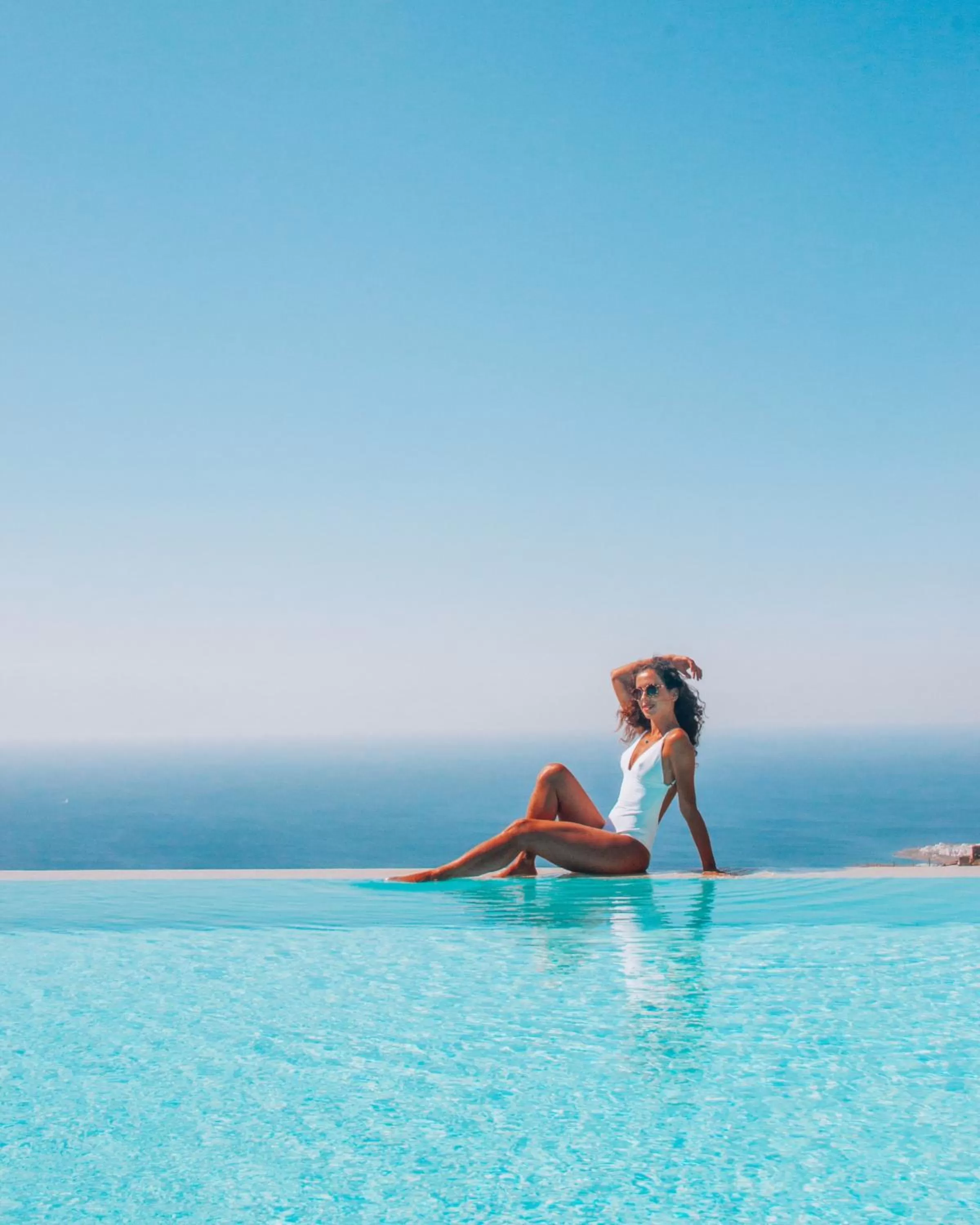 Guests in Aeolis Tinos Suites