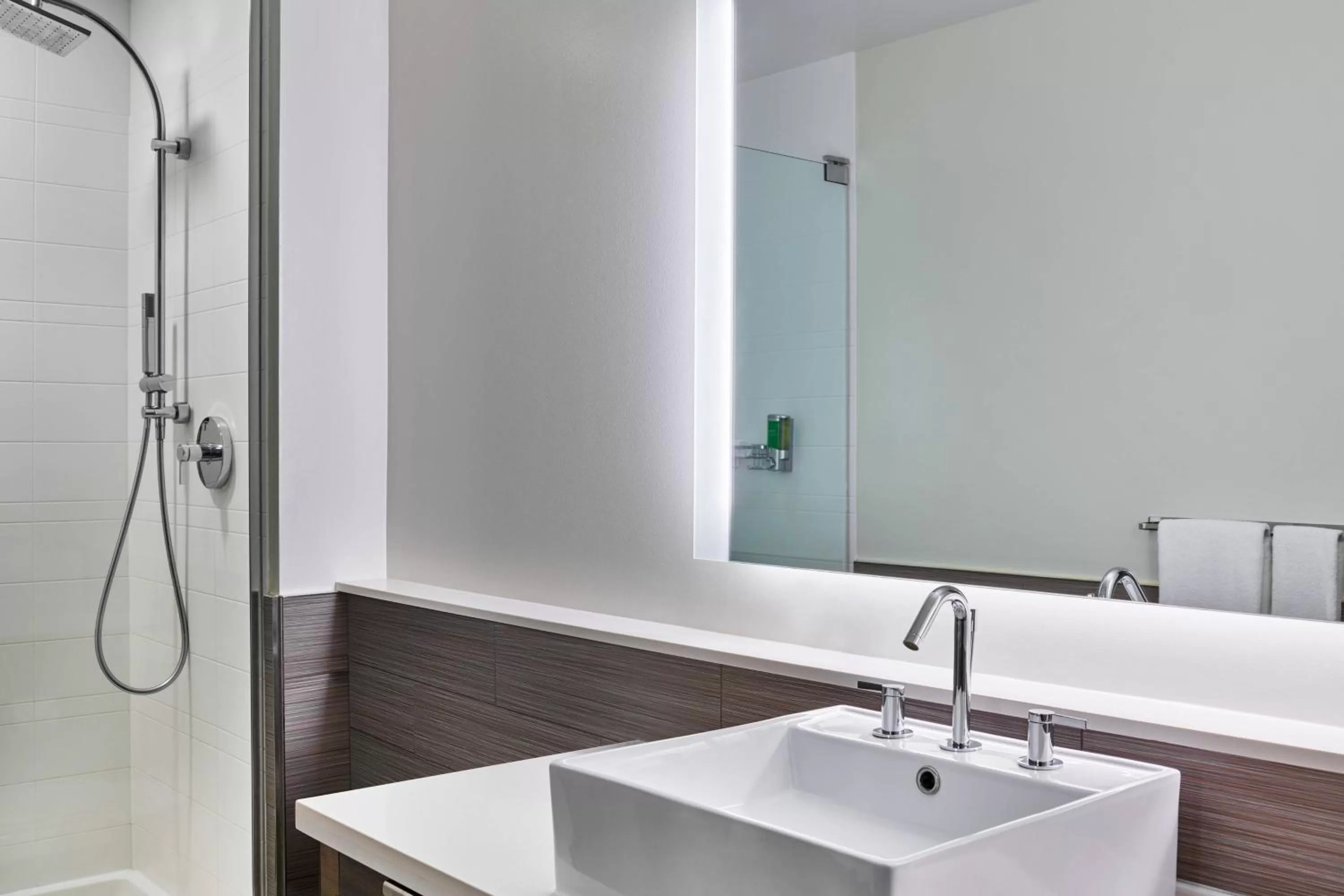 King Suite in Element Denver Park Meadows