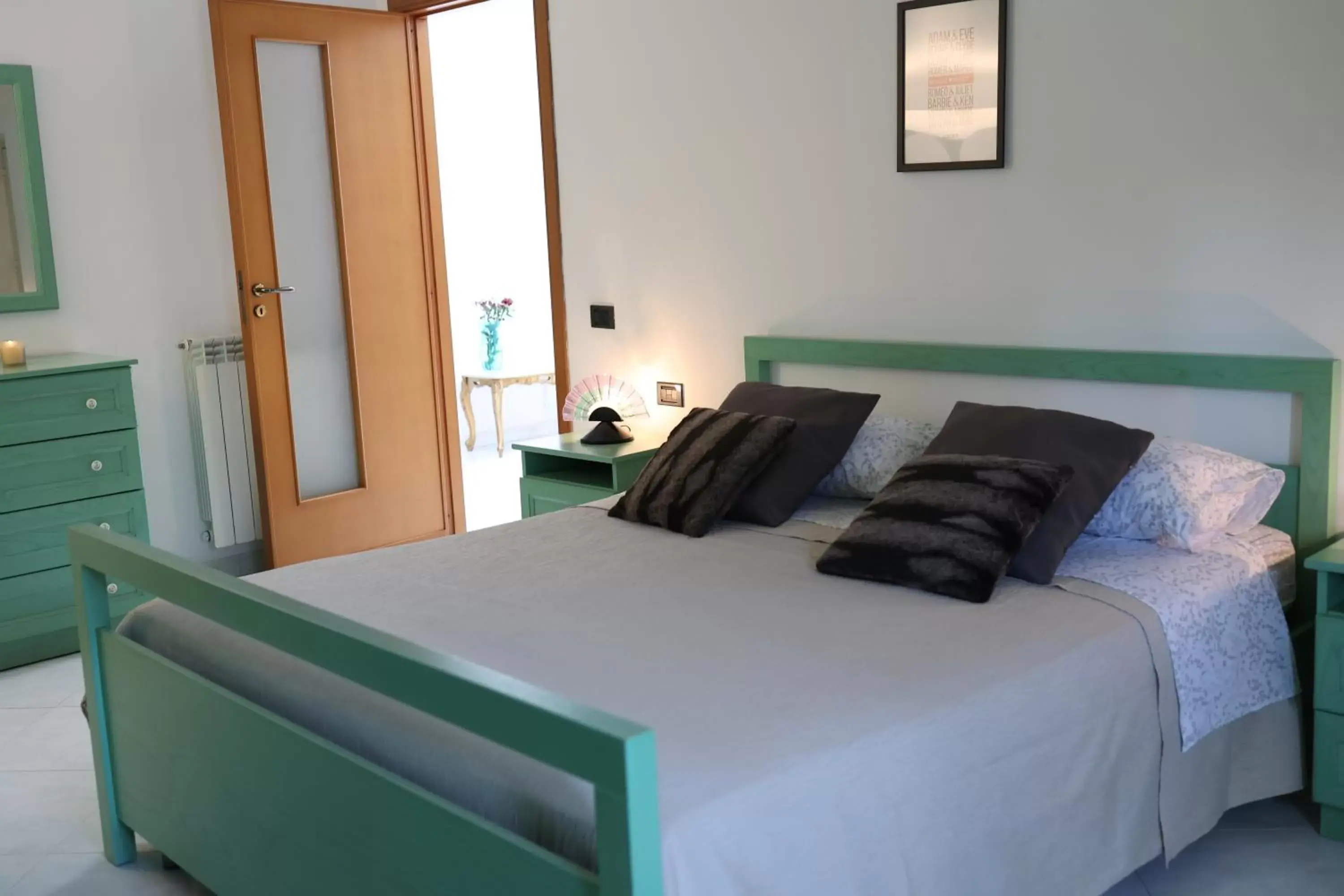 Double Room with Private External Toilet - single occupancy in B&B Privileged Double Room with Private External Toilet - single occupancy in B&B Privileged