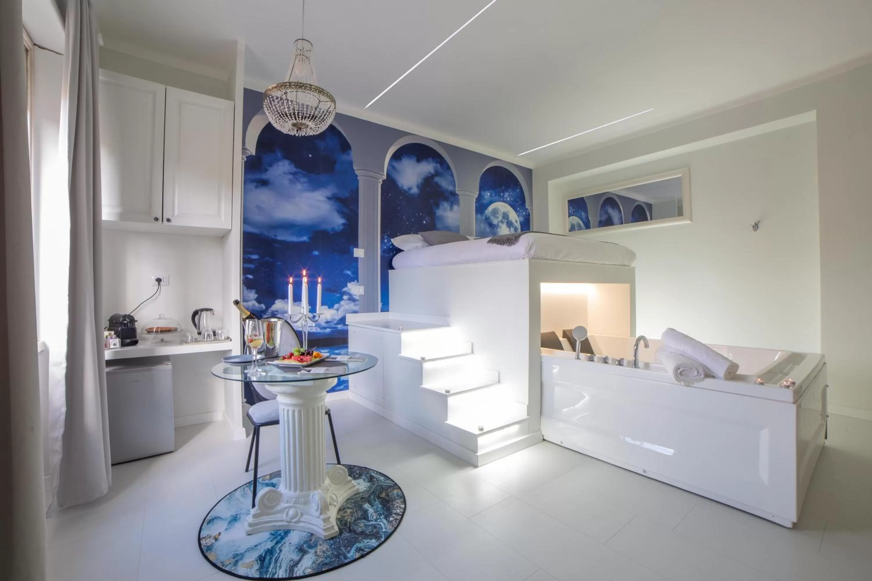 Hot Tub in Love Suite Roma - Il Nido d'Amore