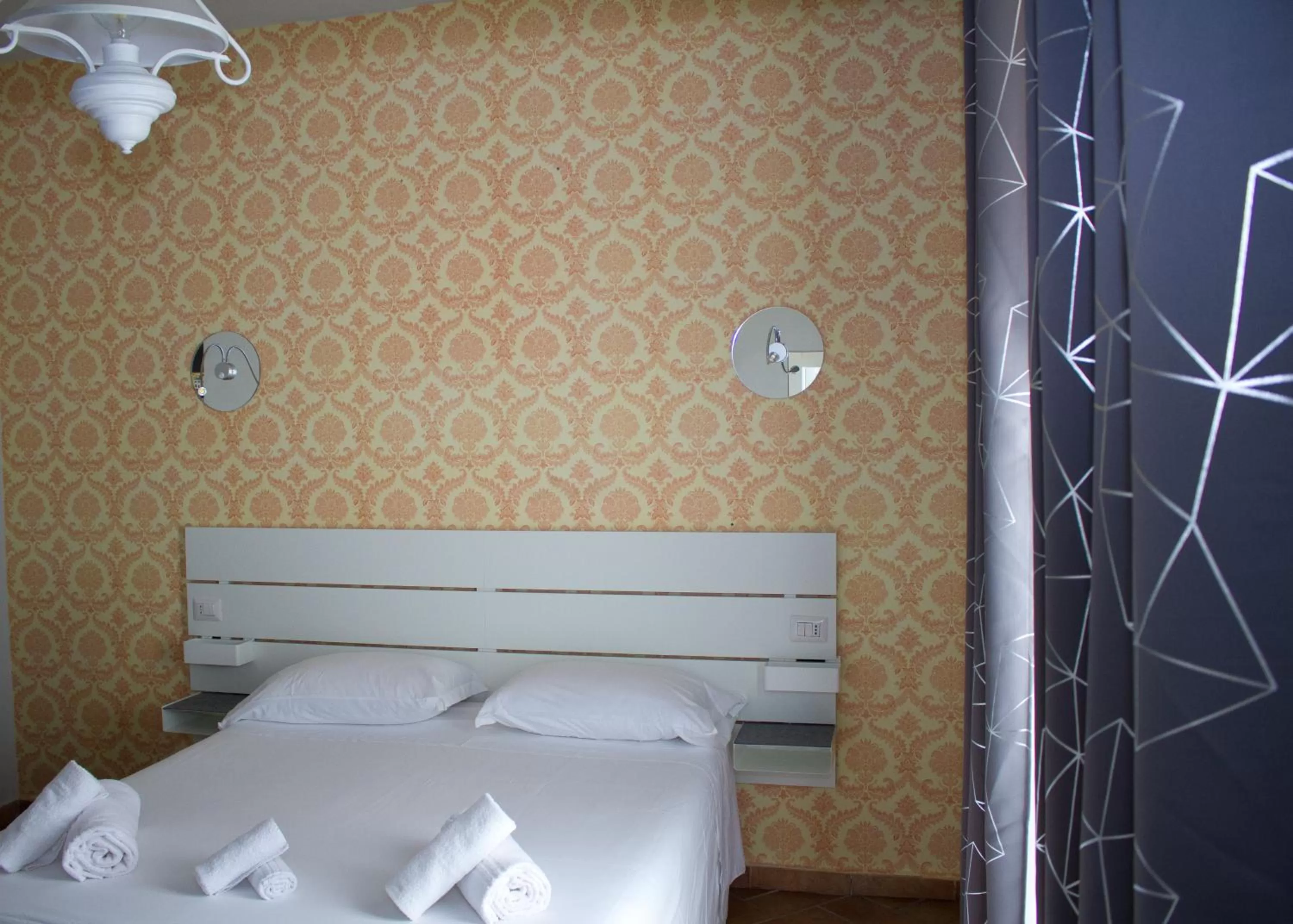 Bedroom, Bed in IL MERCATO CENTRALE B and B