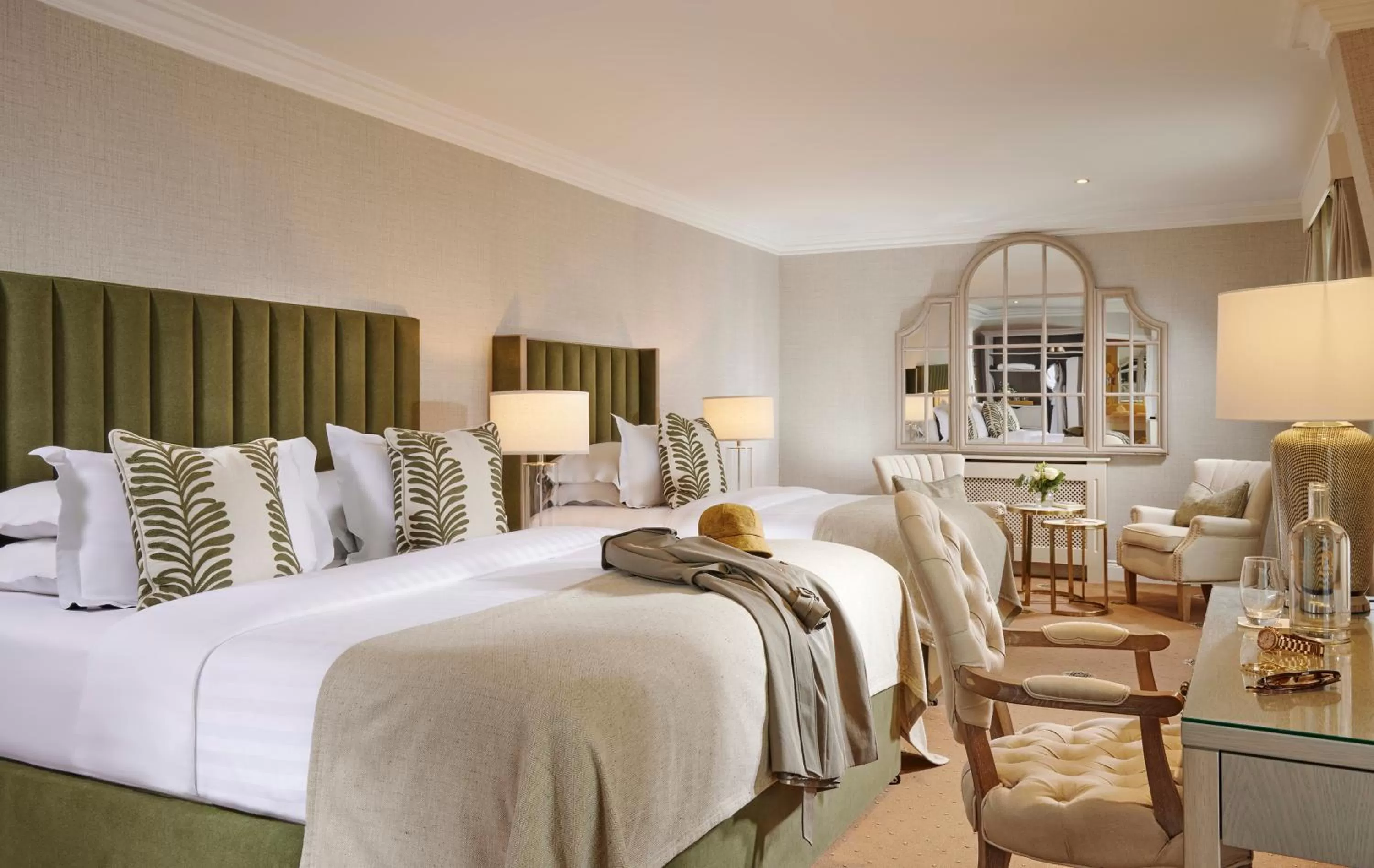 Bedroom, Bed in Killarney Royal Townhouse