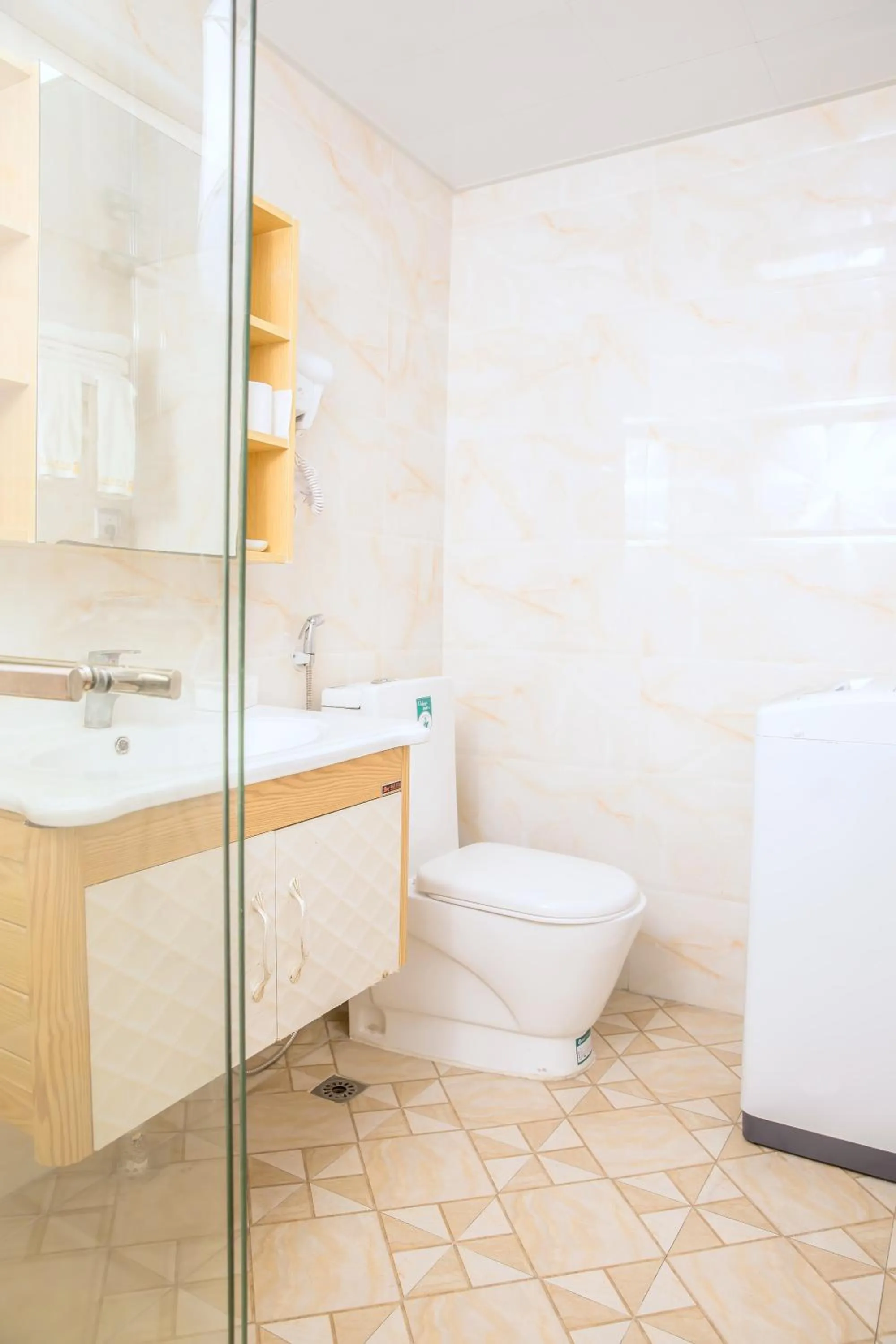 Toilet in Guangzhou Pengman Apartment Zhengjia Huanshi Branch