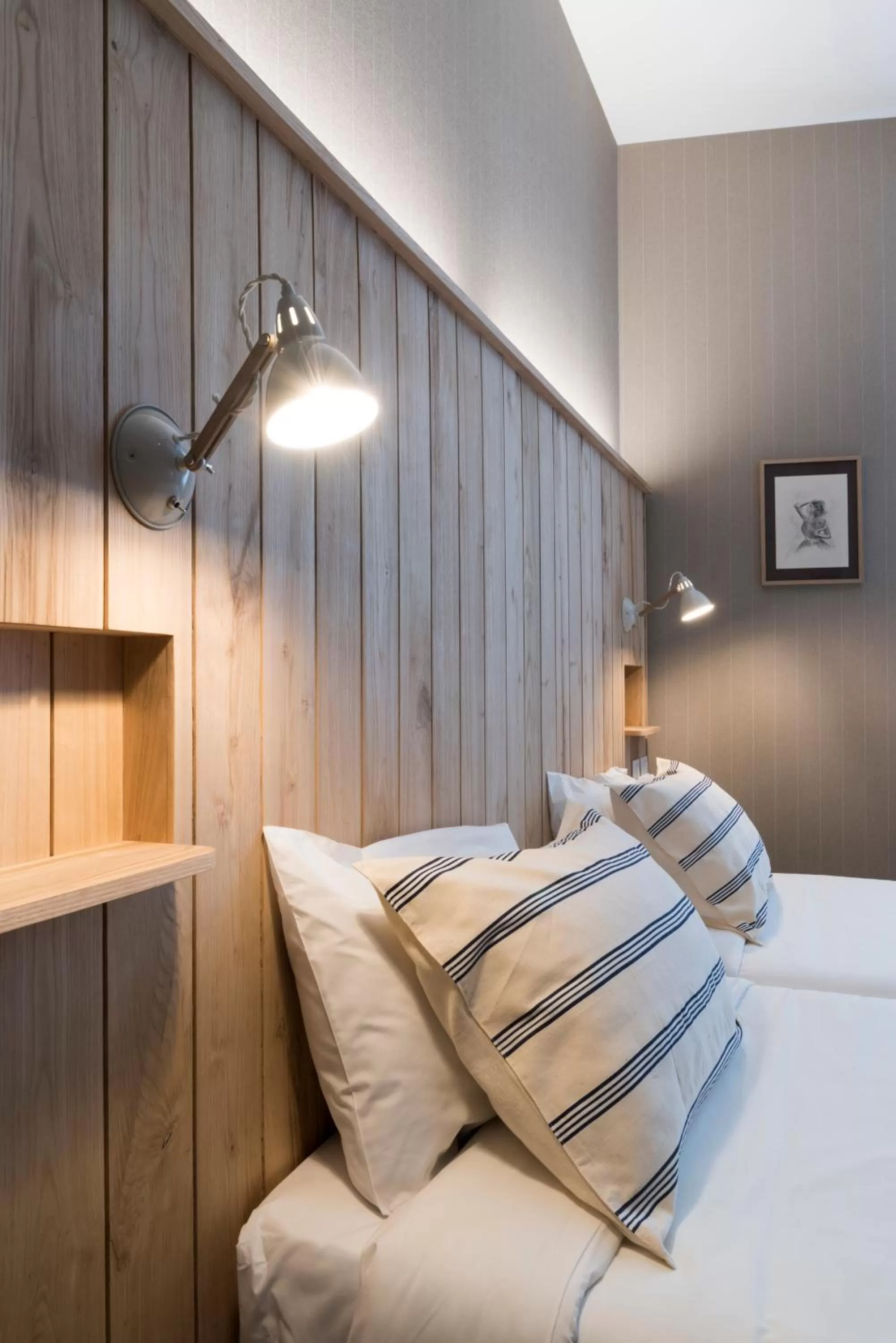 Bed in Auberge de la Commanderie