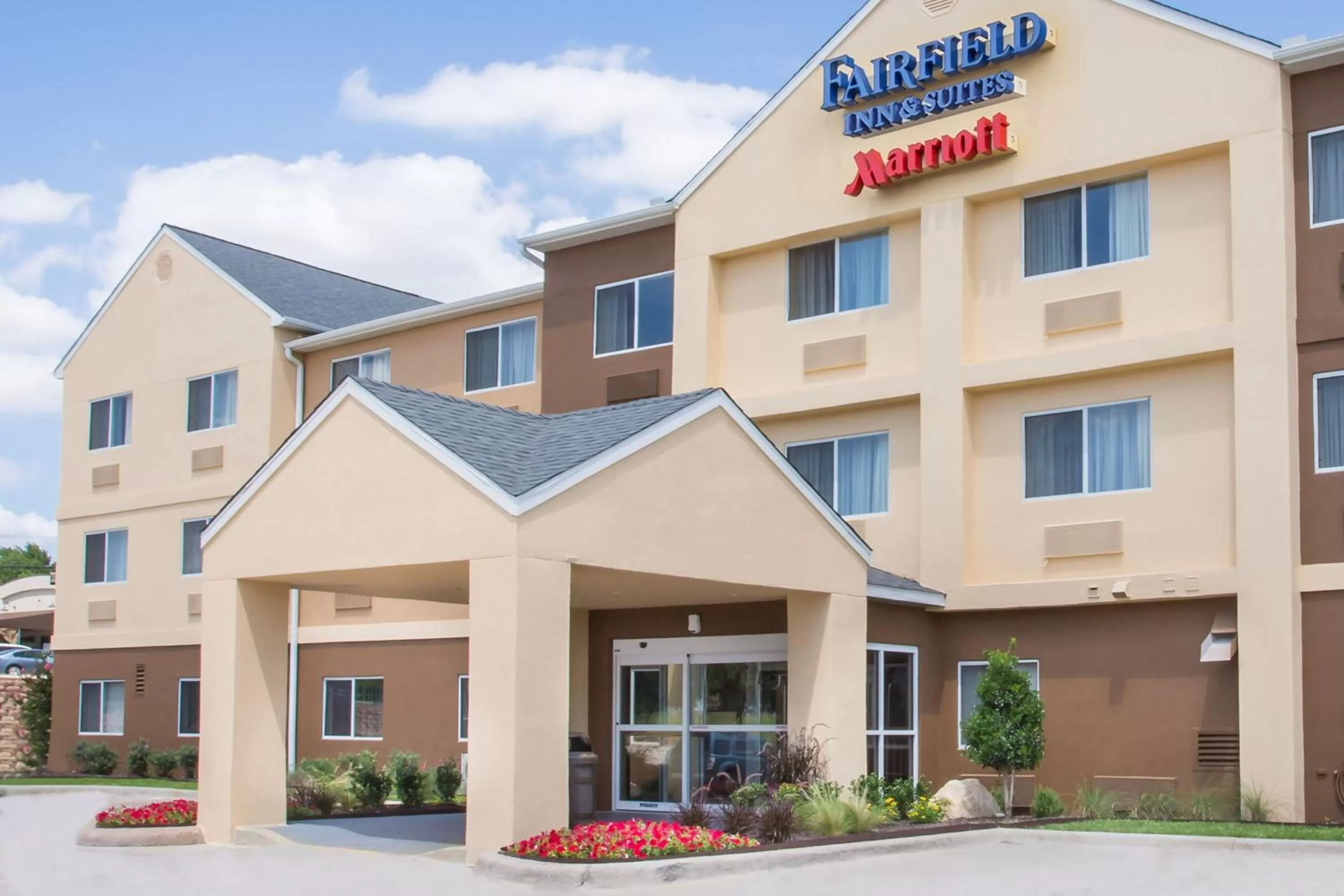 Property building in Fairfield Inn & Suites Temple Belton