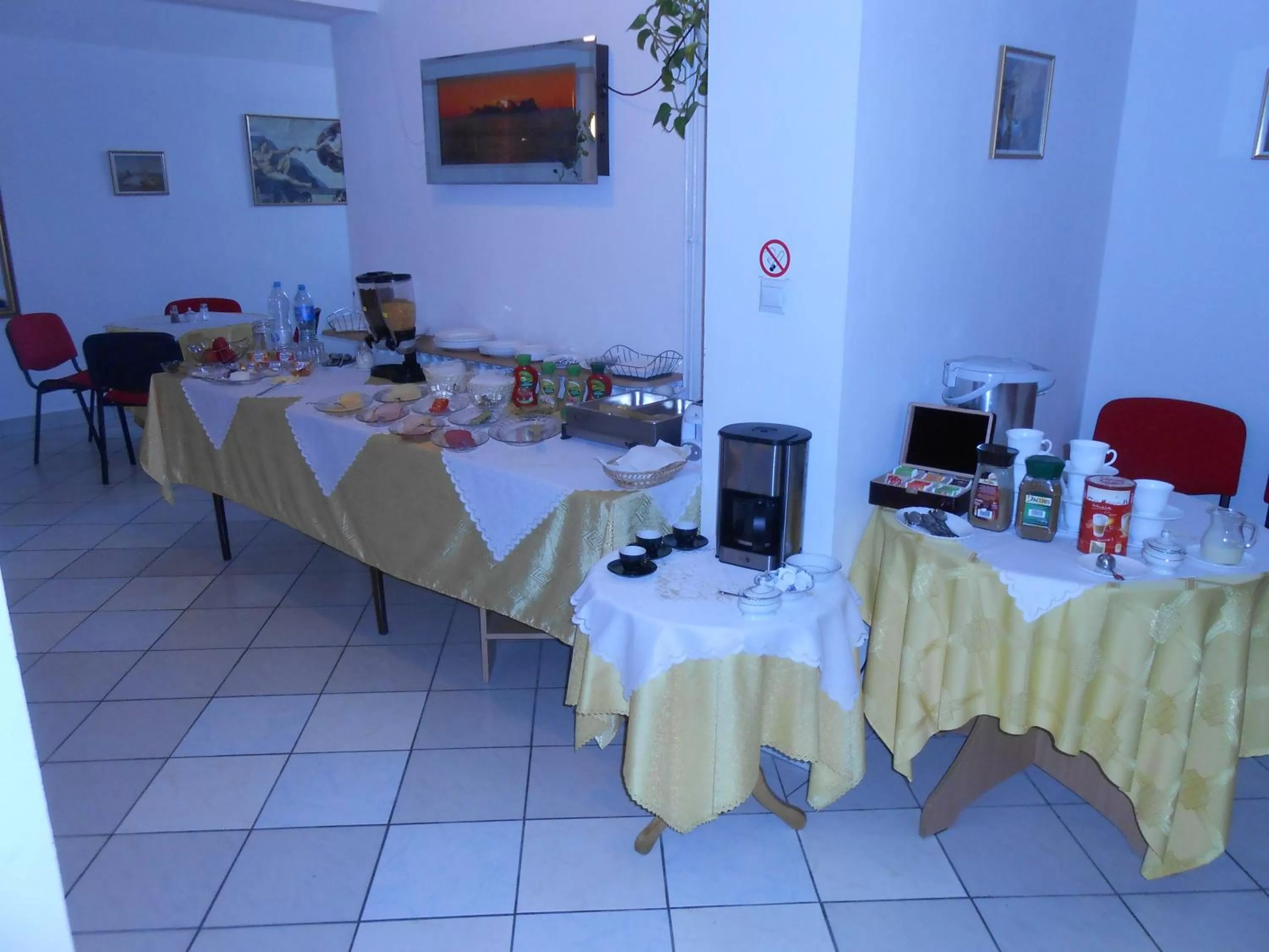 Food and drinks in Hotel As