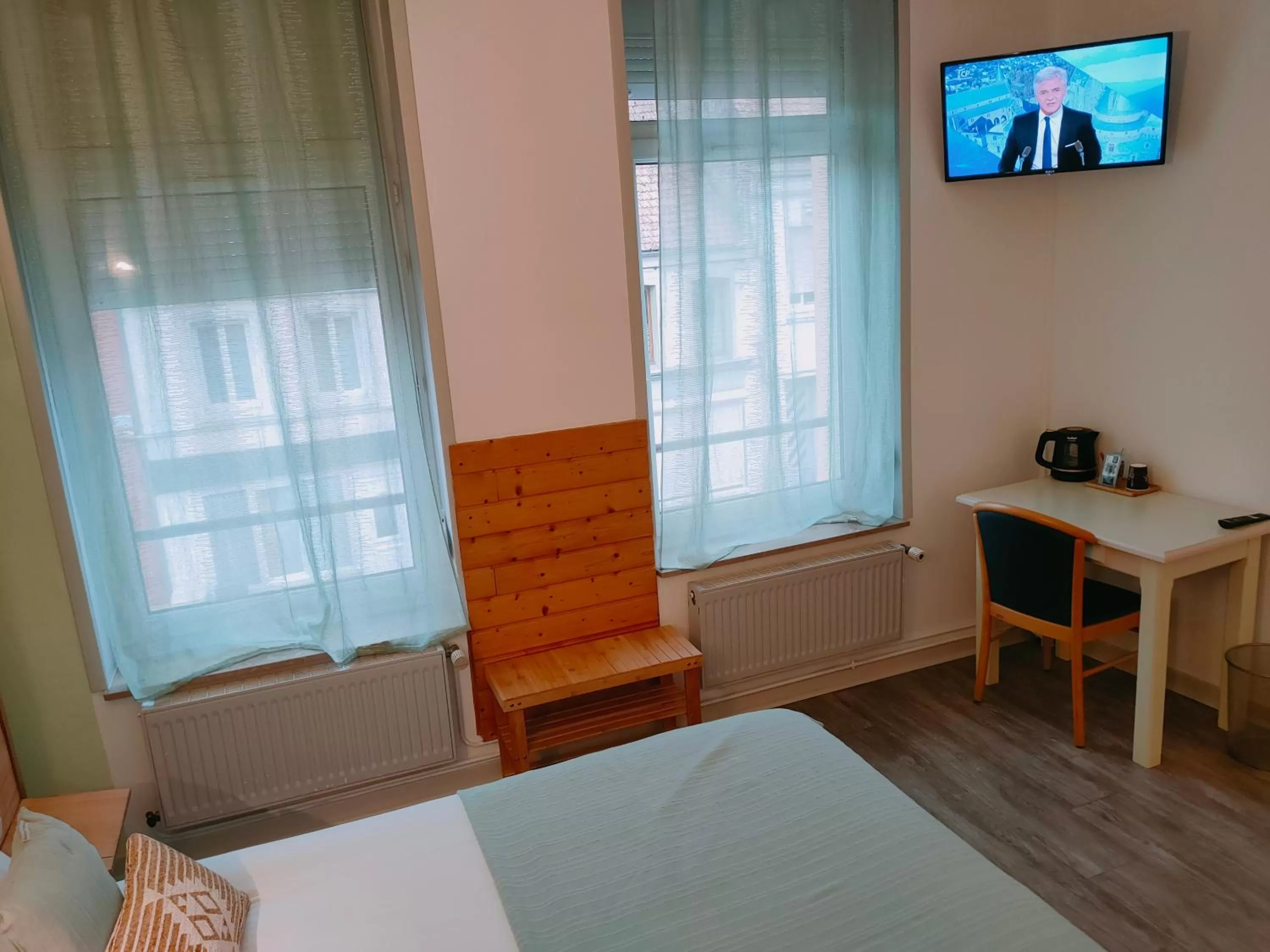 Bed in Le Royal Hôtel