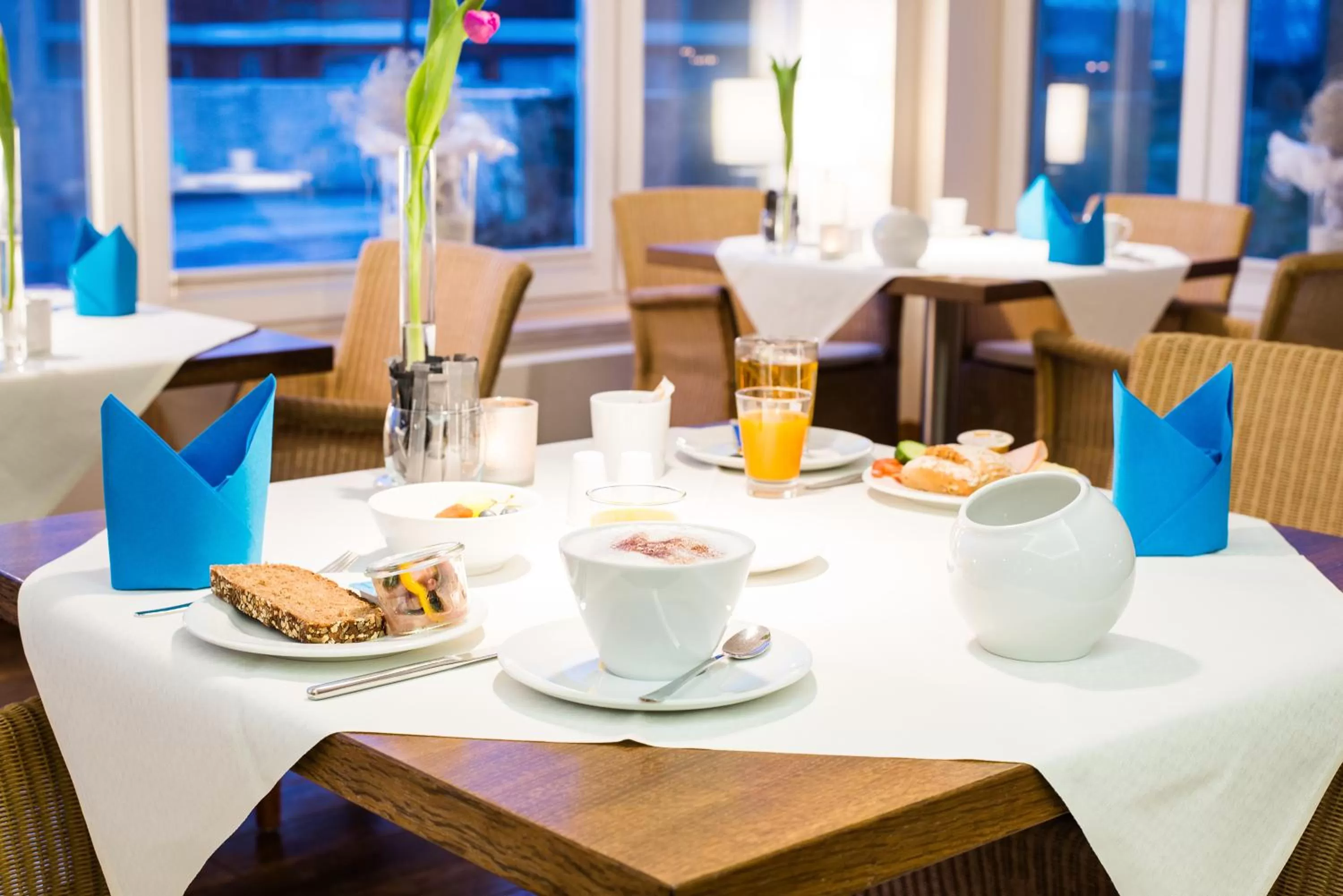 Buffet breakfast in Hotel Windschur