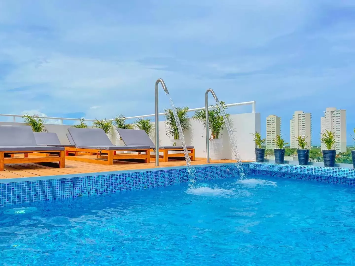 Swimming Pool in Apartamentos