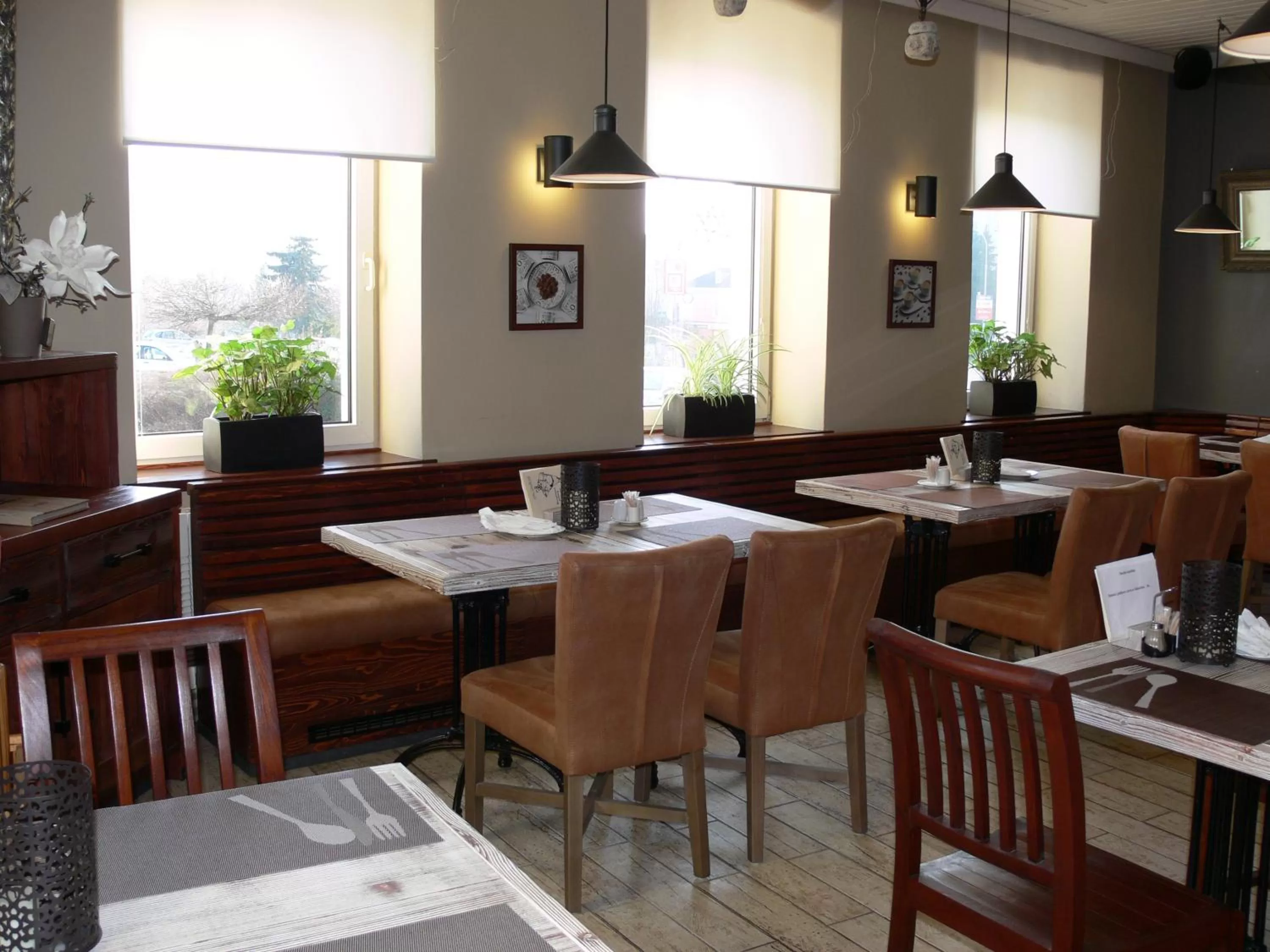 Restaurant/places to eat in Hotel Na Baste