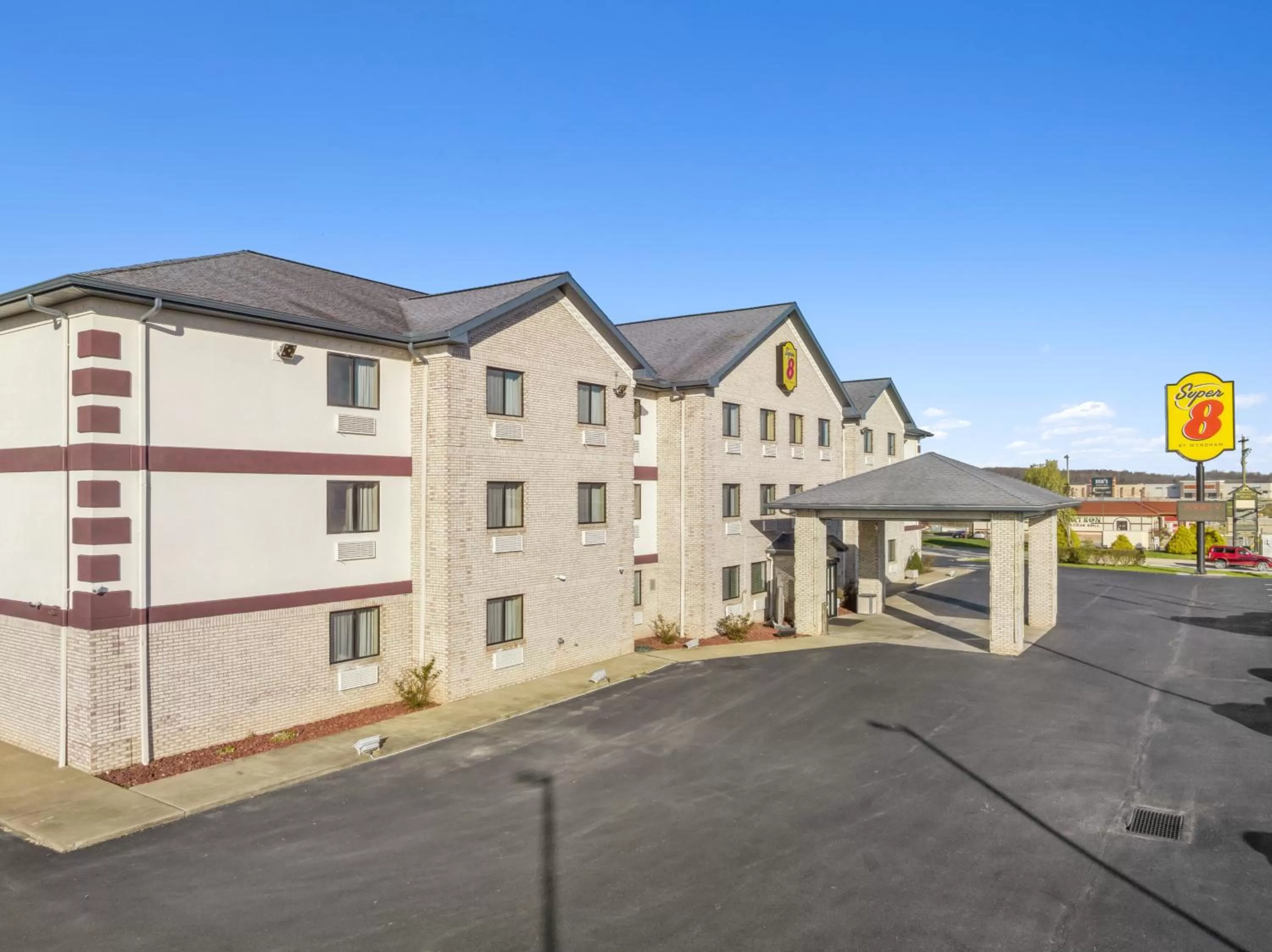 Property building in Super 8 by Wyndham Uniontown PA
