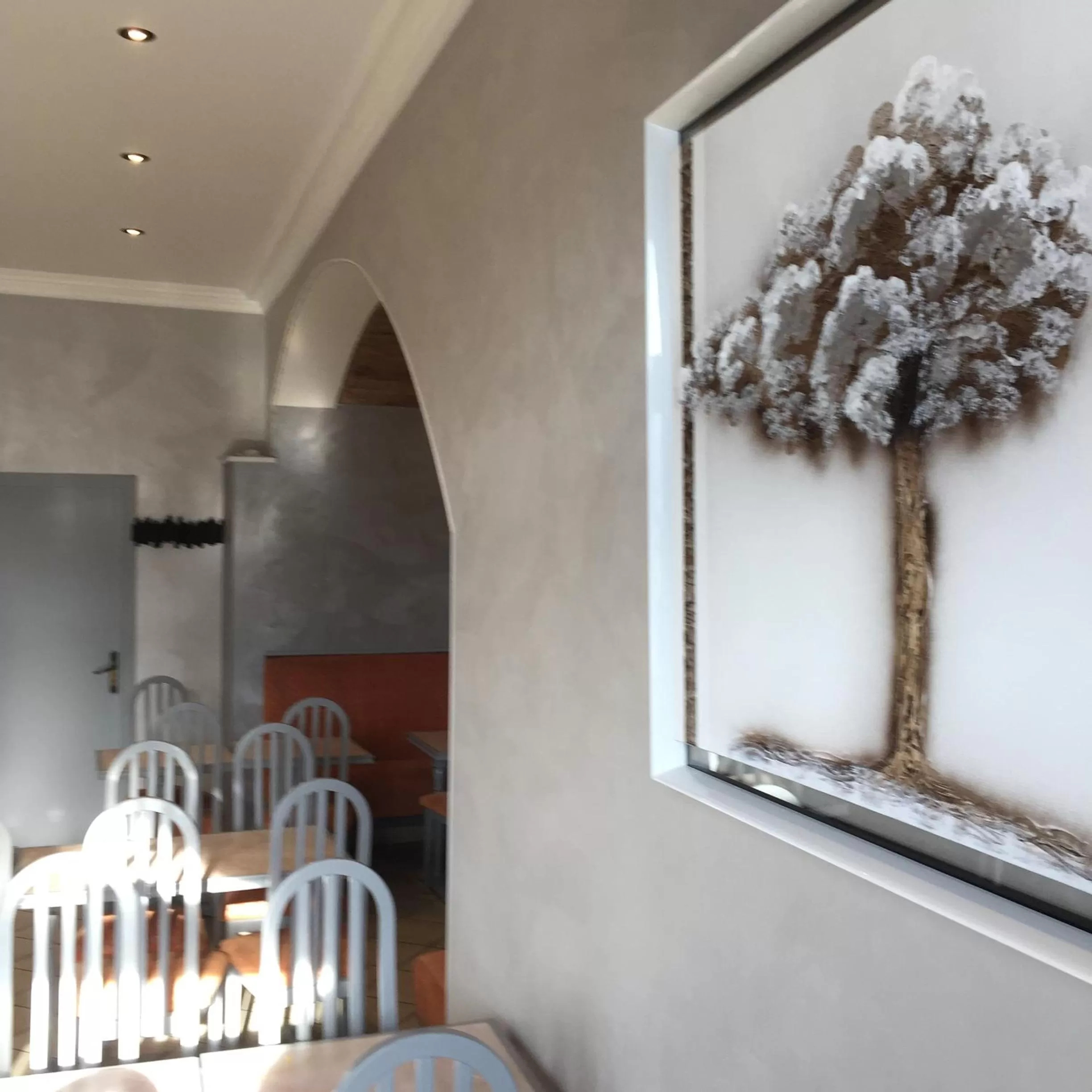 Restaurant/places to eat in Hotel George