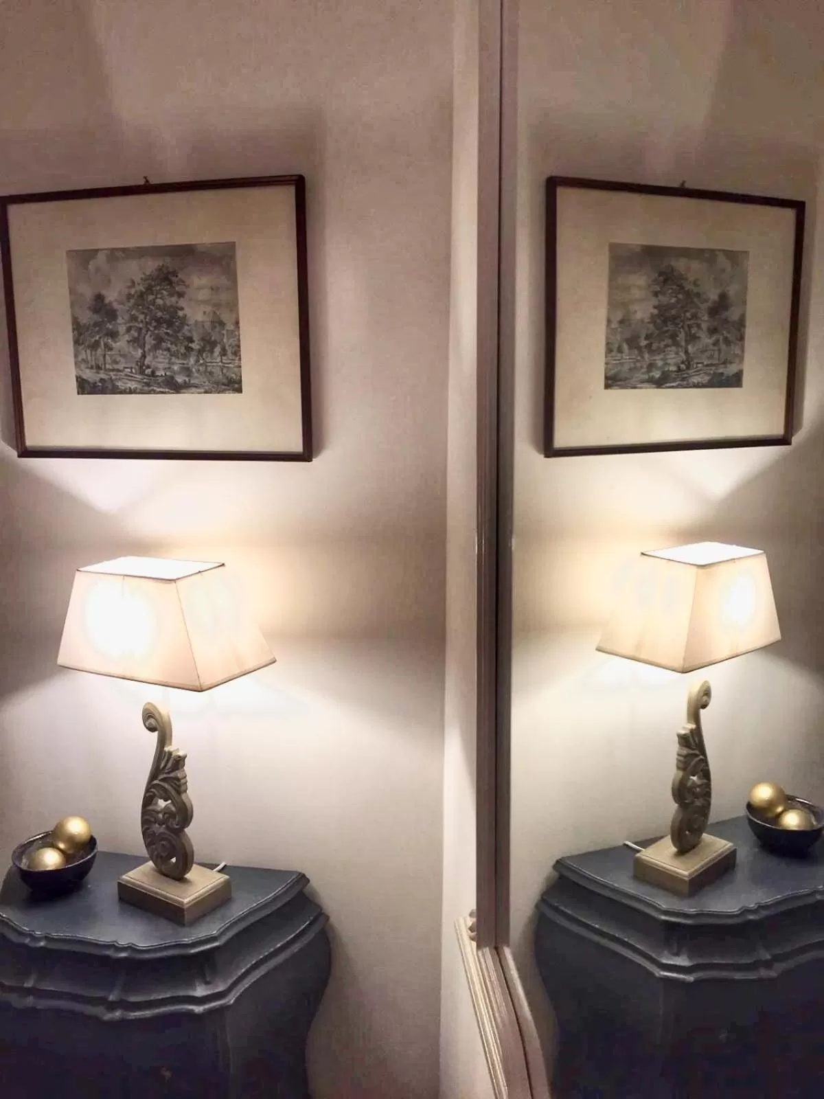 Decorative detail in Il Giardino Segreto