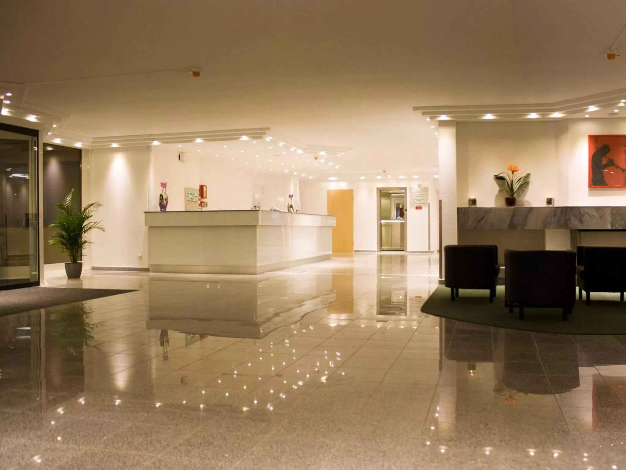 Lobby or reception in Lenas West Hotel