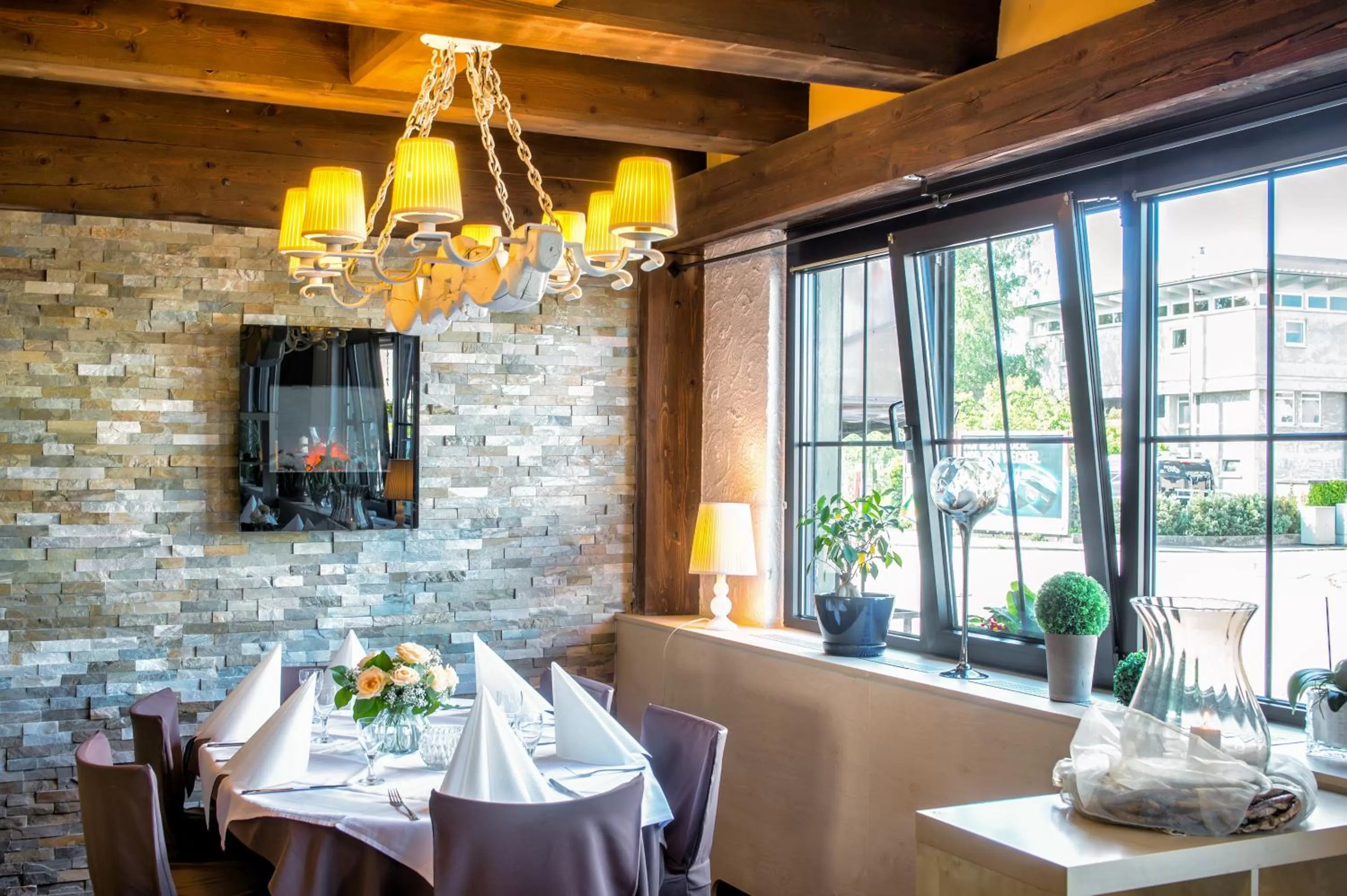 Restaurant/places to eat in Hotel-Restaurant Schwyzerhüsli