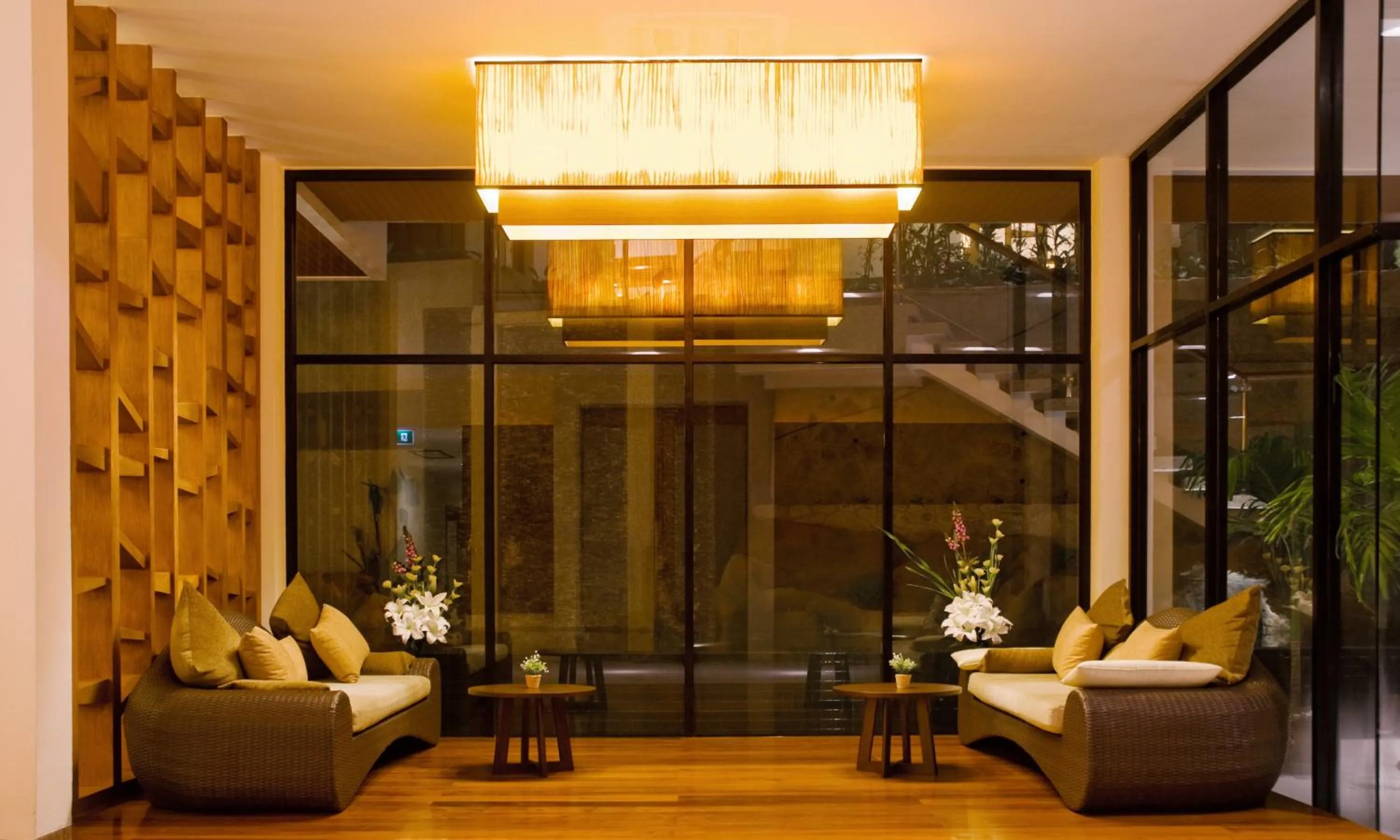 Lobby or reception in Peach Blossom Resort & Pool Villa - SHA Plus