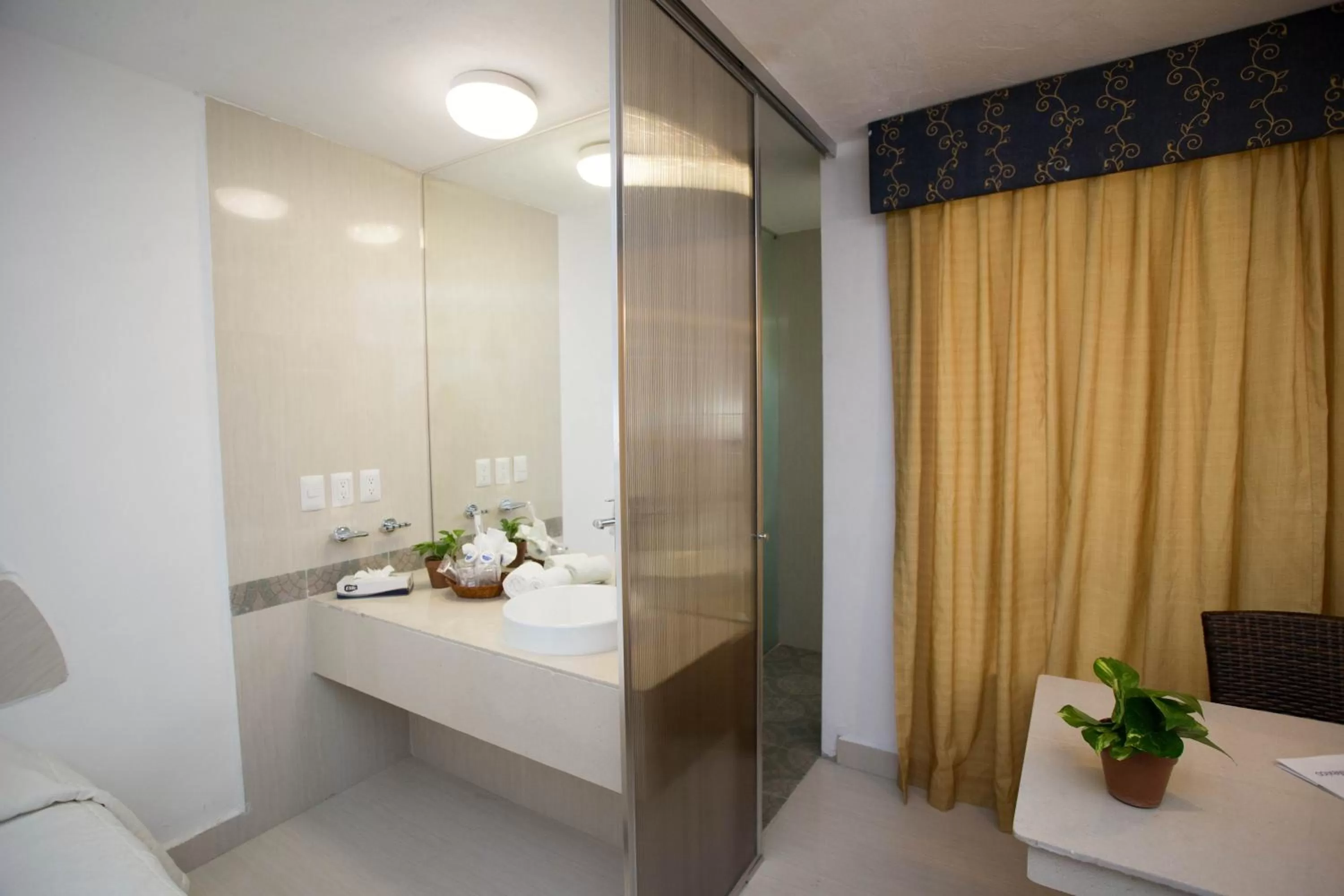 Bathroom in Hotel Plaza Caribe