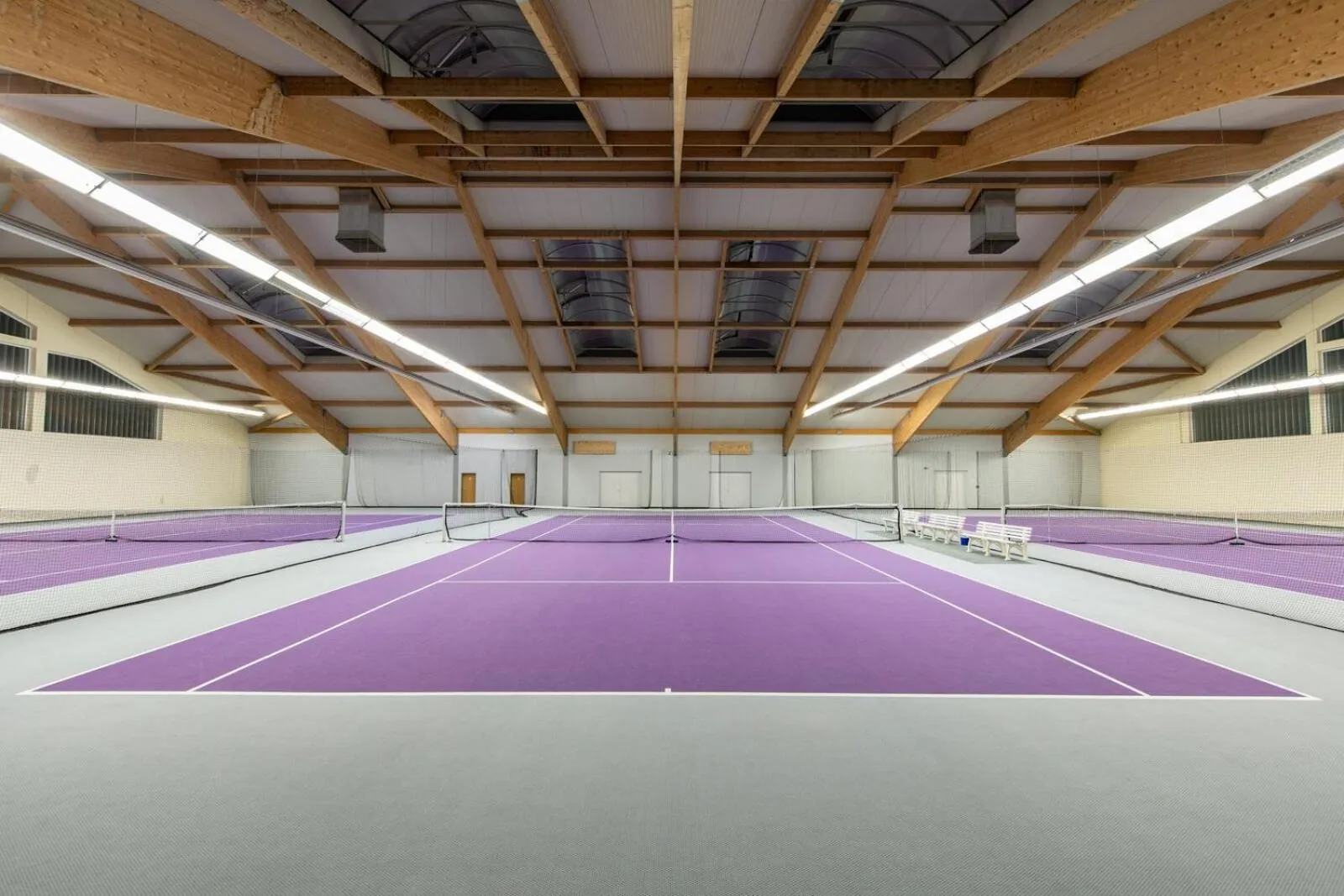 Tennis court in FAIR RESORT All Inclusive Wellness & Spa Hotel Jena