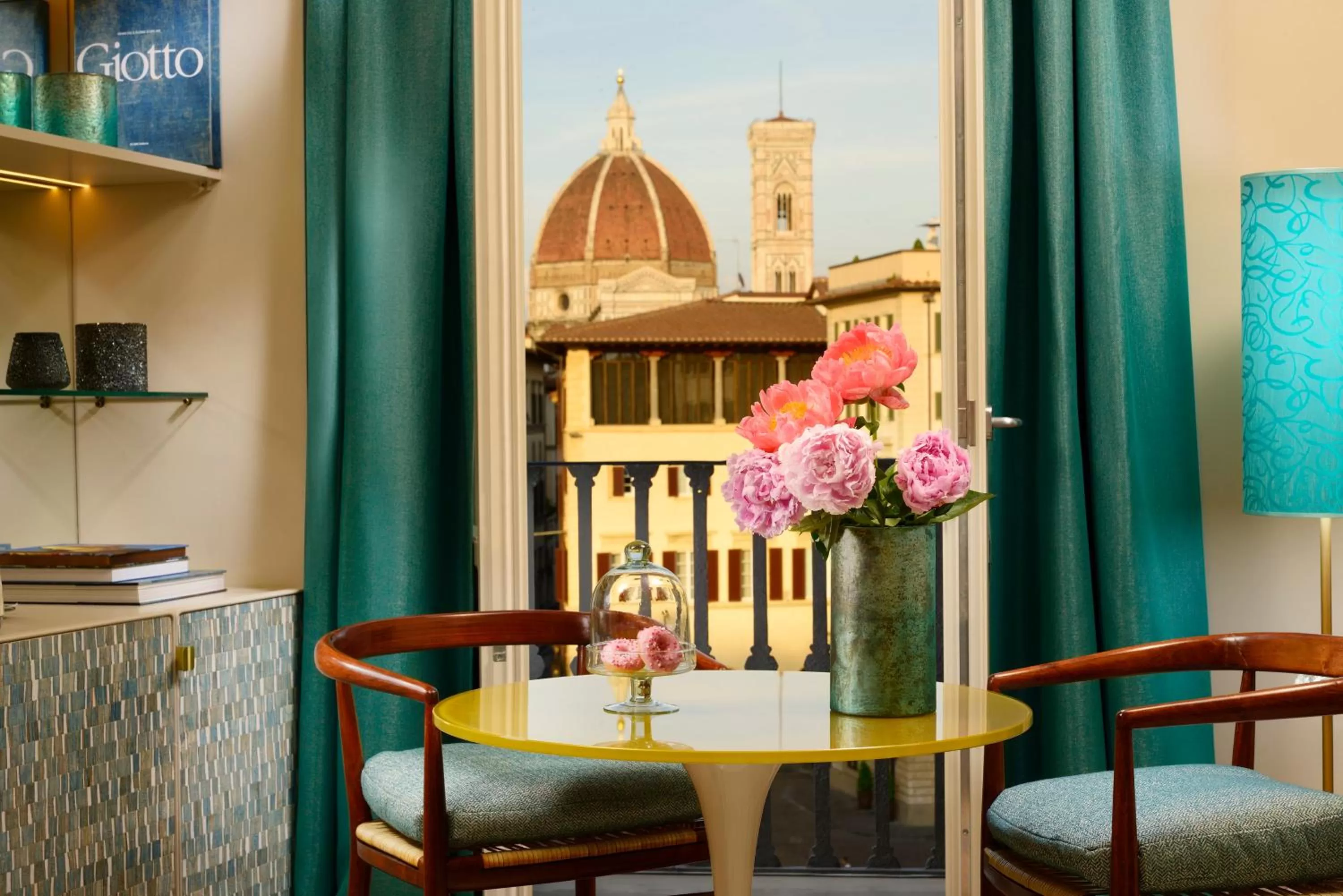 Seating area in Grand Hotel Minerva