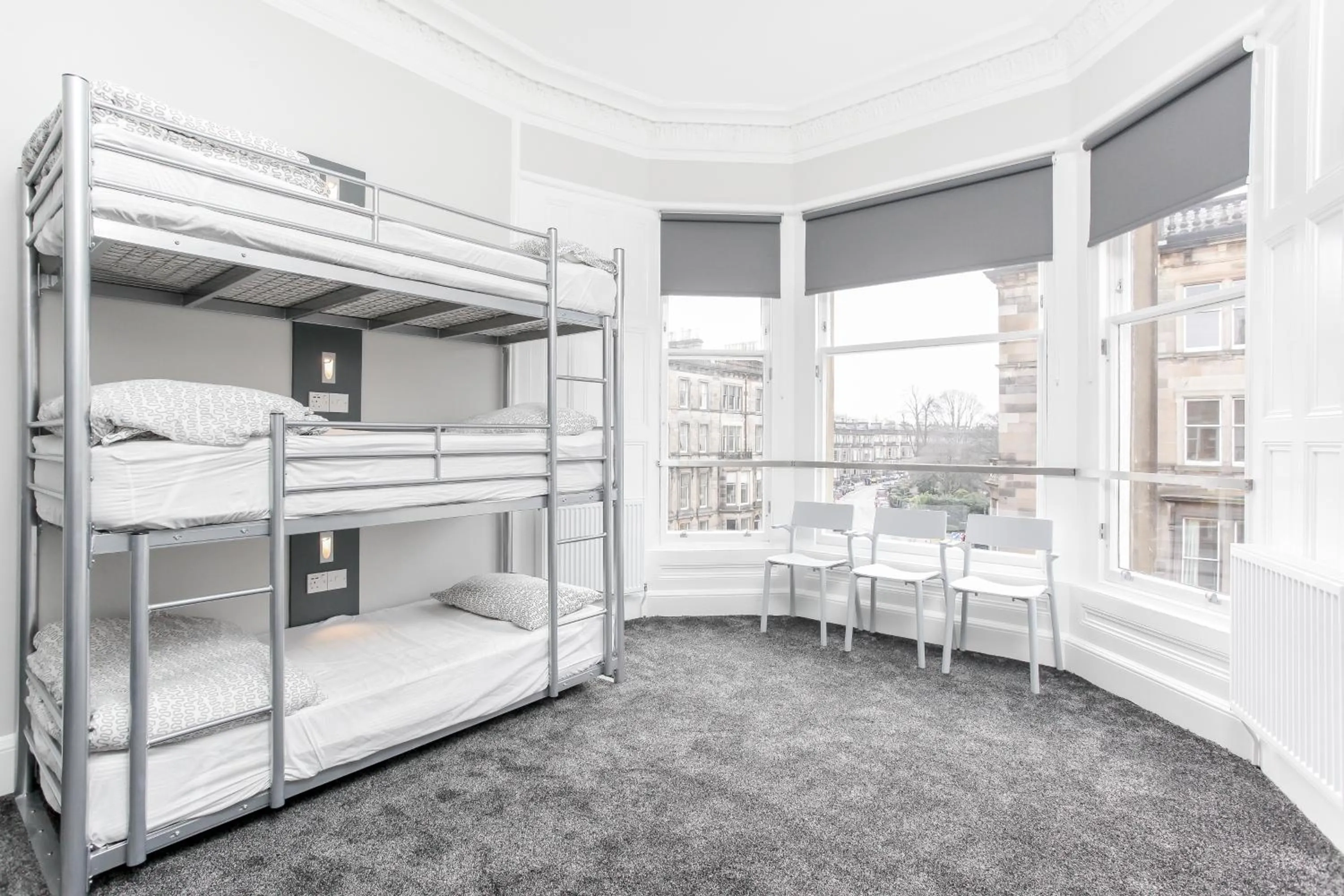 Bedroom, Bed in West End Hotel