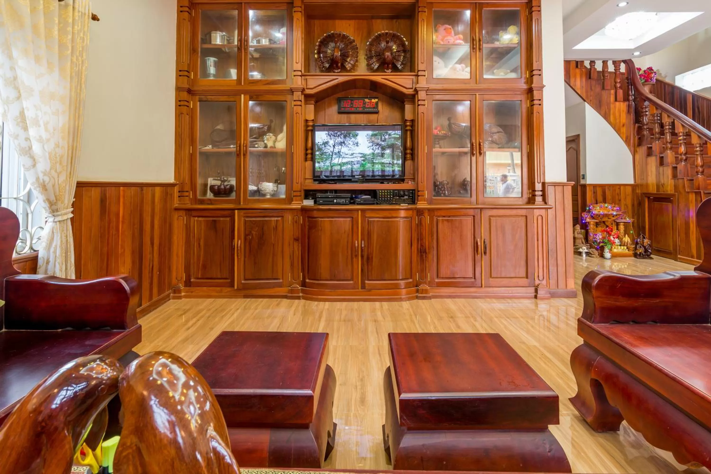 Seating area in Aniza Angkor Villa