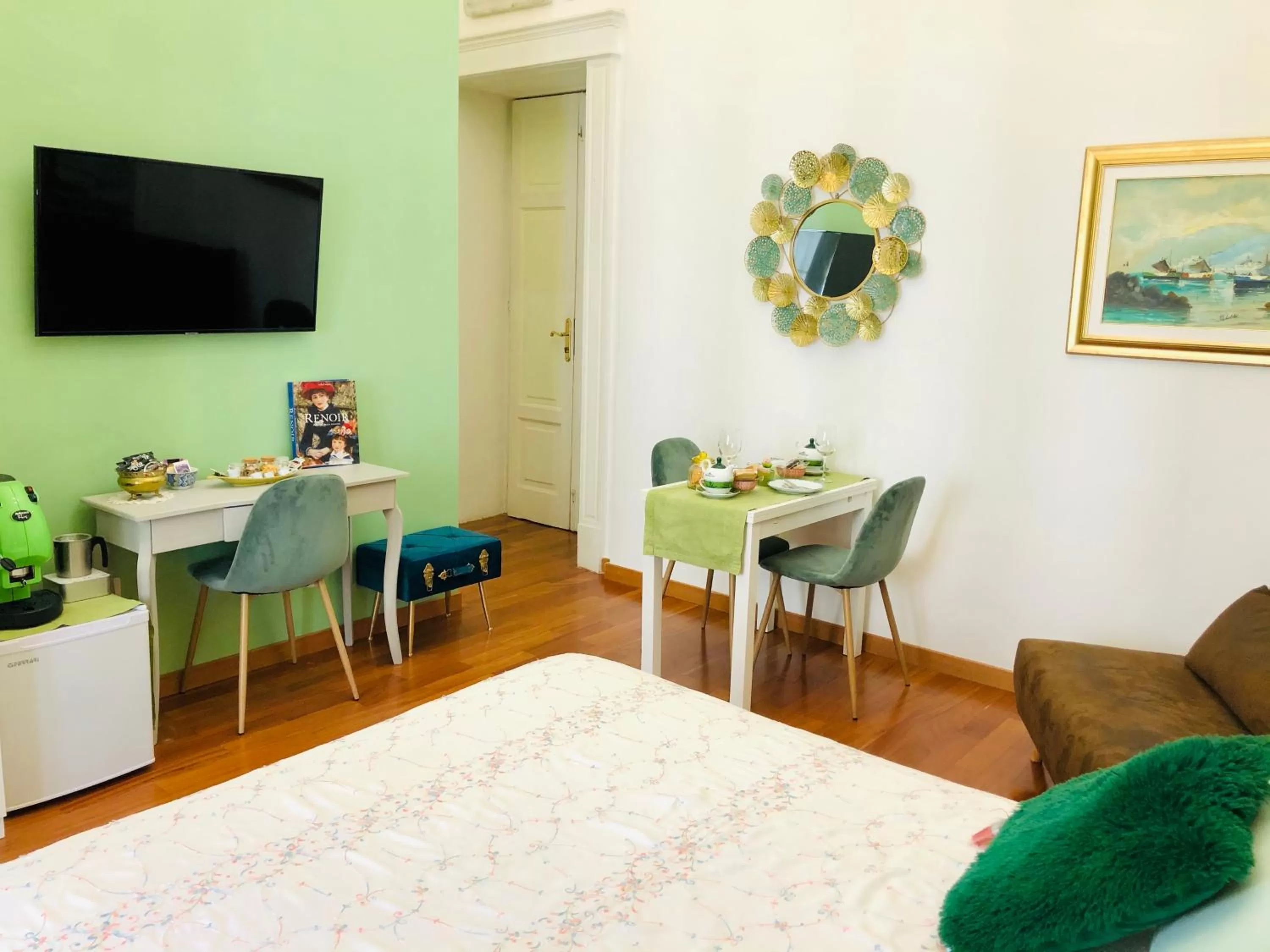 View (from property/room), Bed in RarityArt GuestHouse