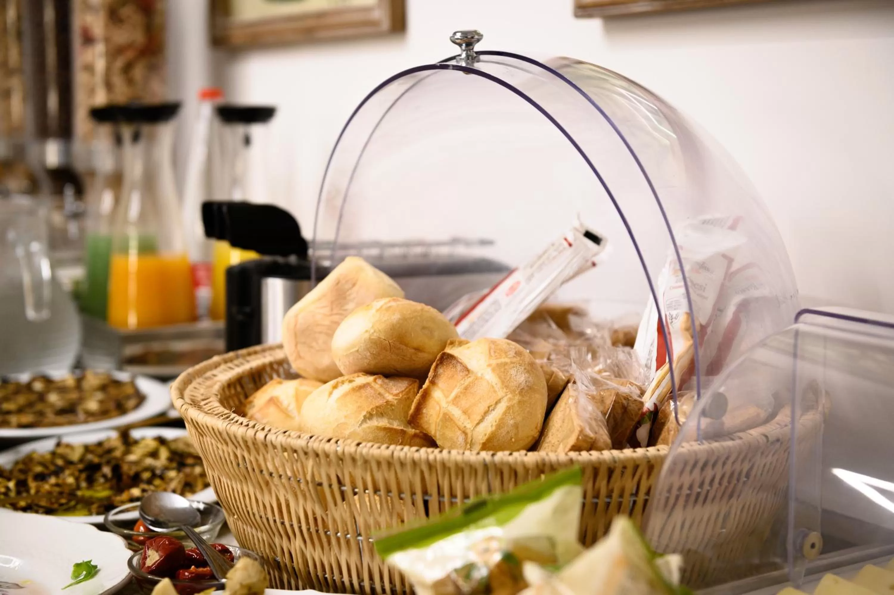 Food and drinks in Dream House Pompei