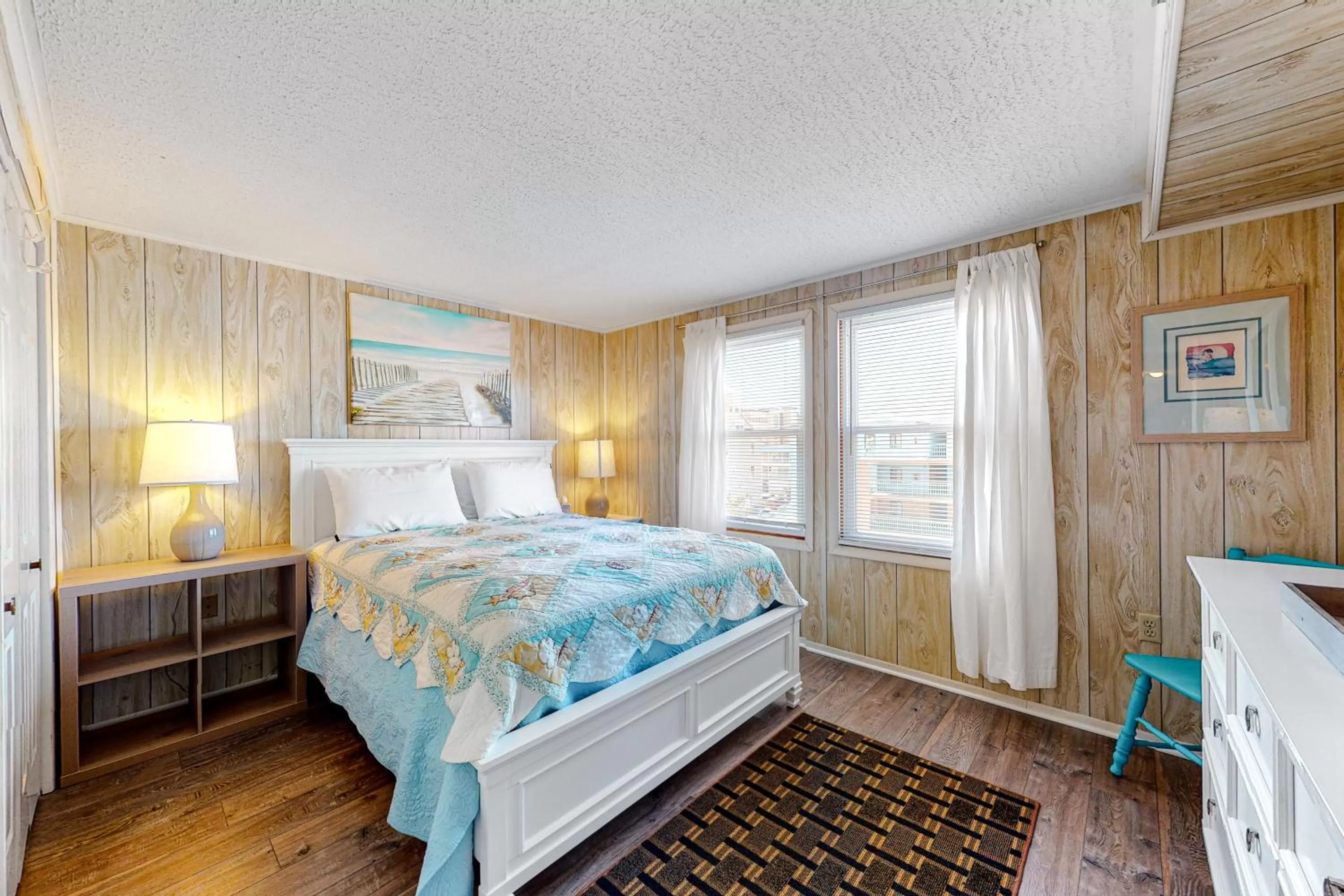 Bed in Ocean Point II