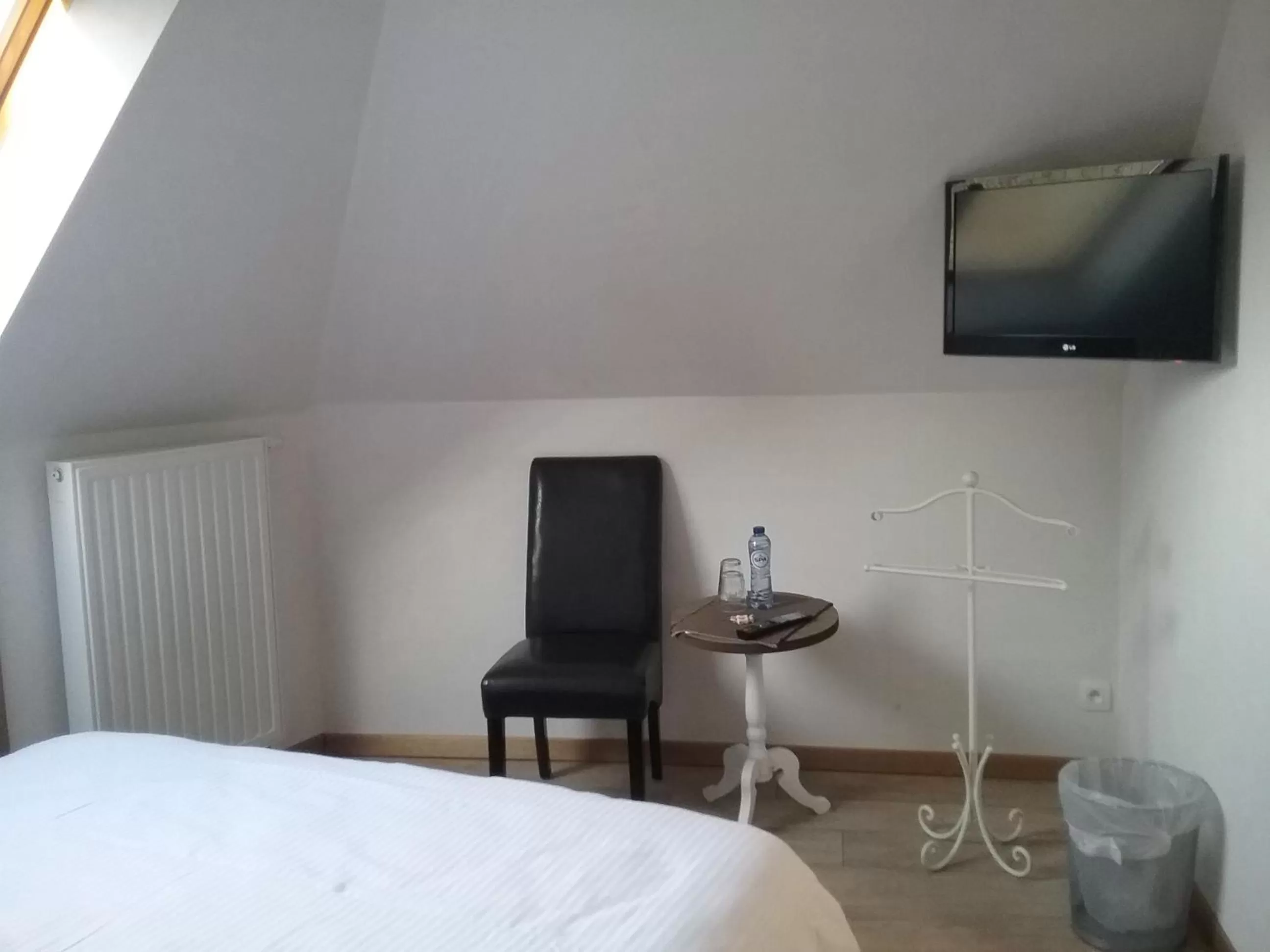 TV and multimedia, Bed in B&B 't Hemelbedje