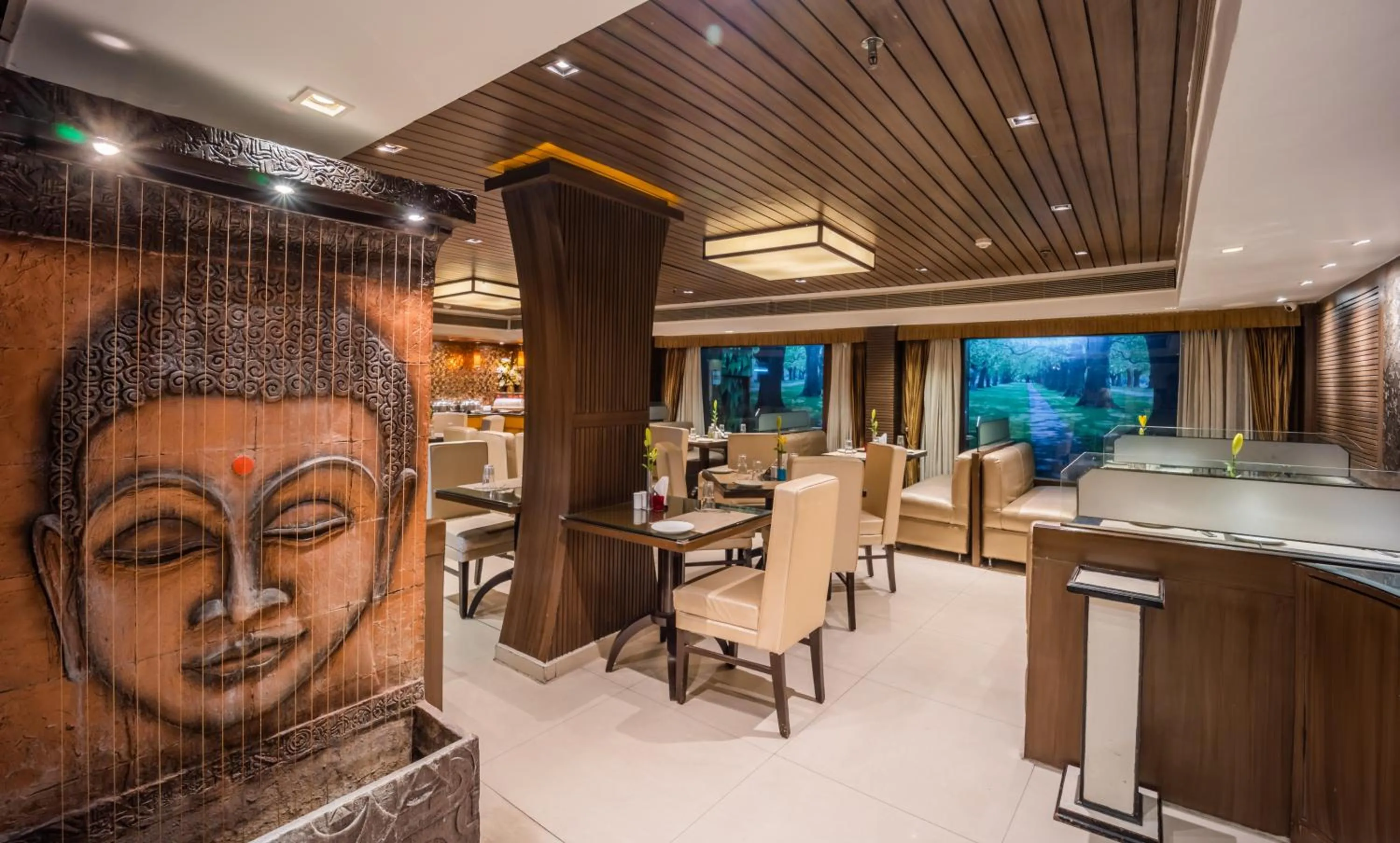 Restaurant/places to eat in Hotel Shanti Palace Mahipalpur