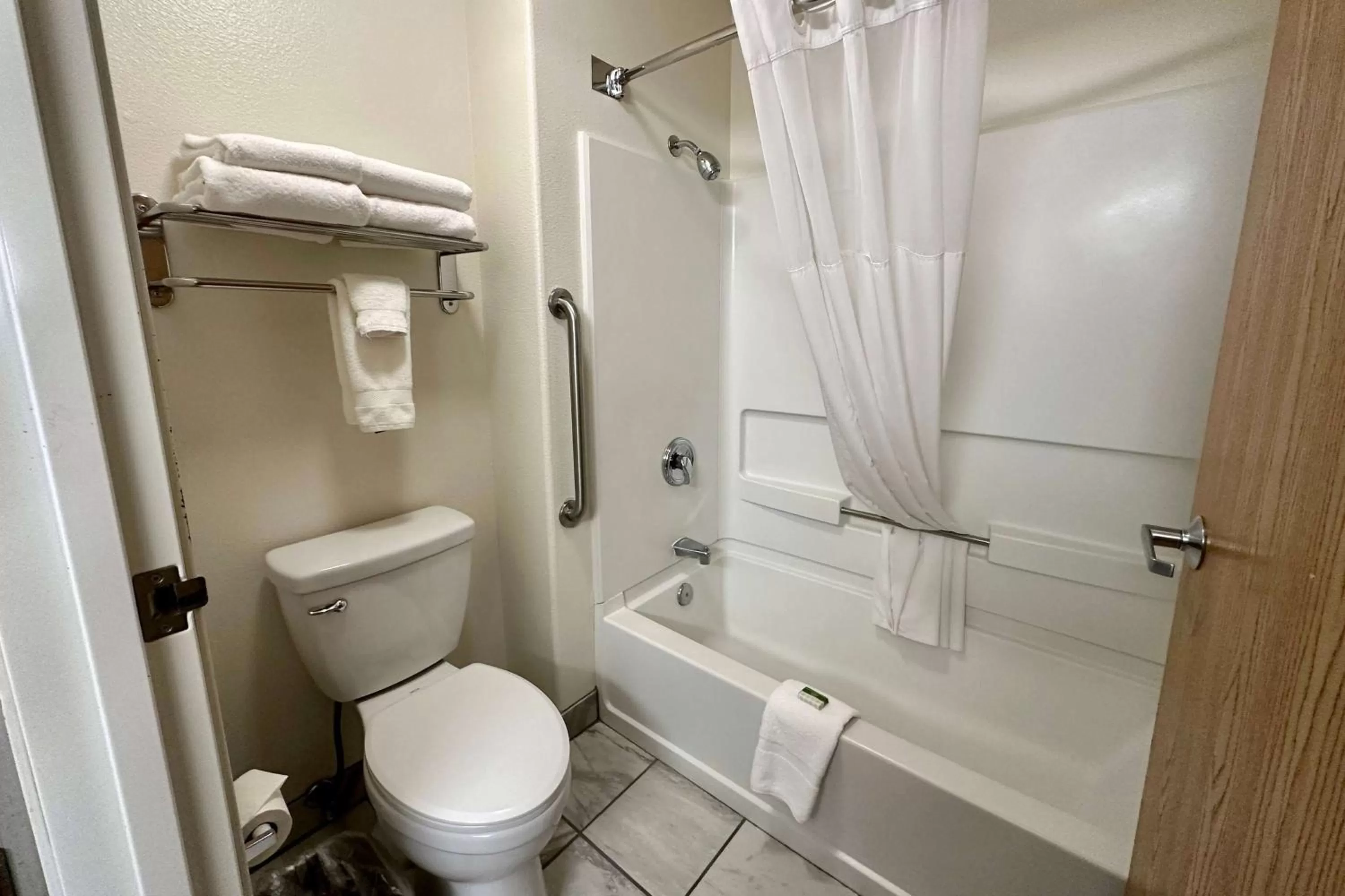Shower in Wingate by Wyndham New Castle - Glenwood Springs