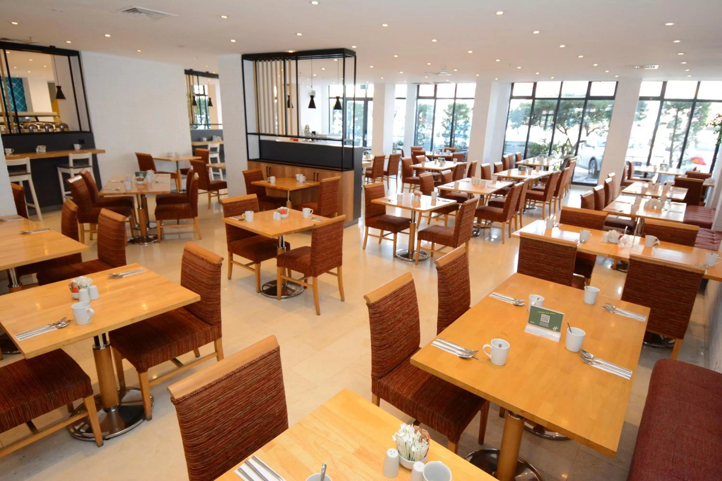 Restaurant/places to eat in Holiday Inn Istanbul City by IHG