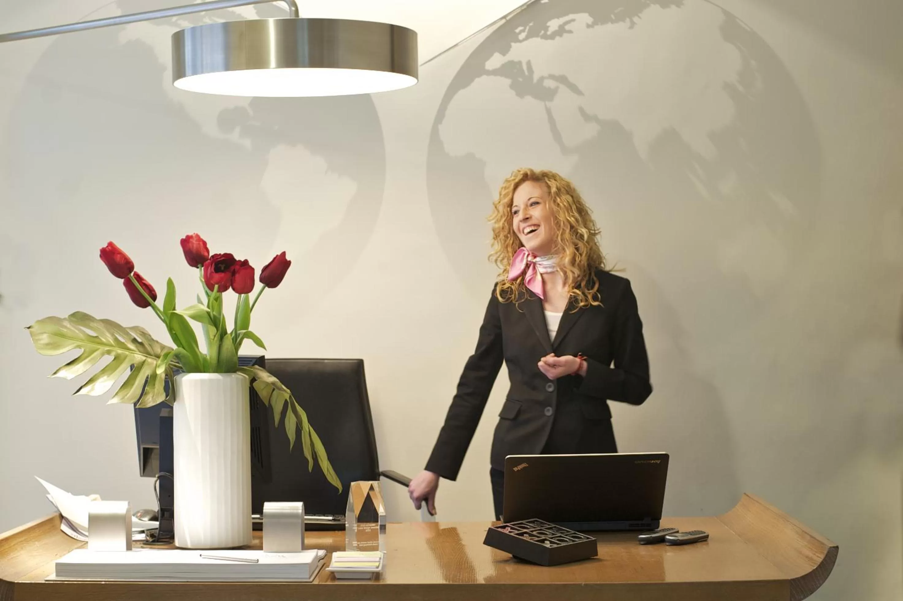 People in Hotel Continentale - Lungarno Collection