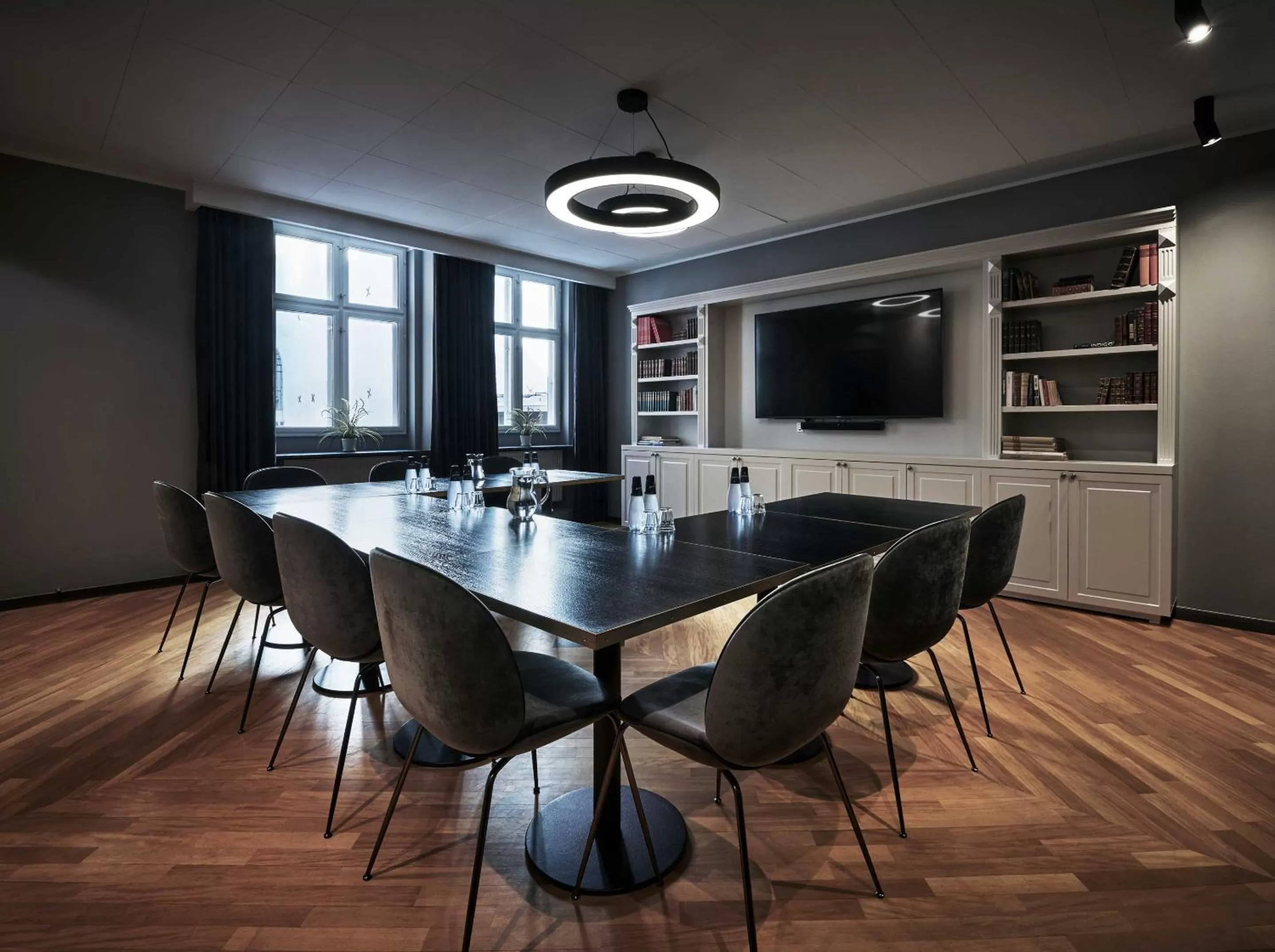 Business facilities in WIDE Hotel