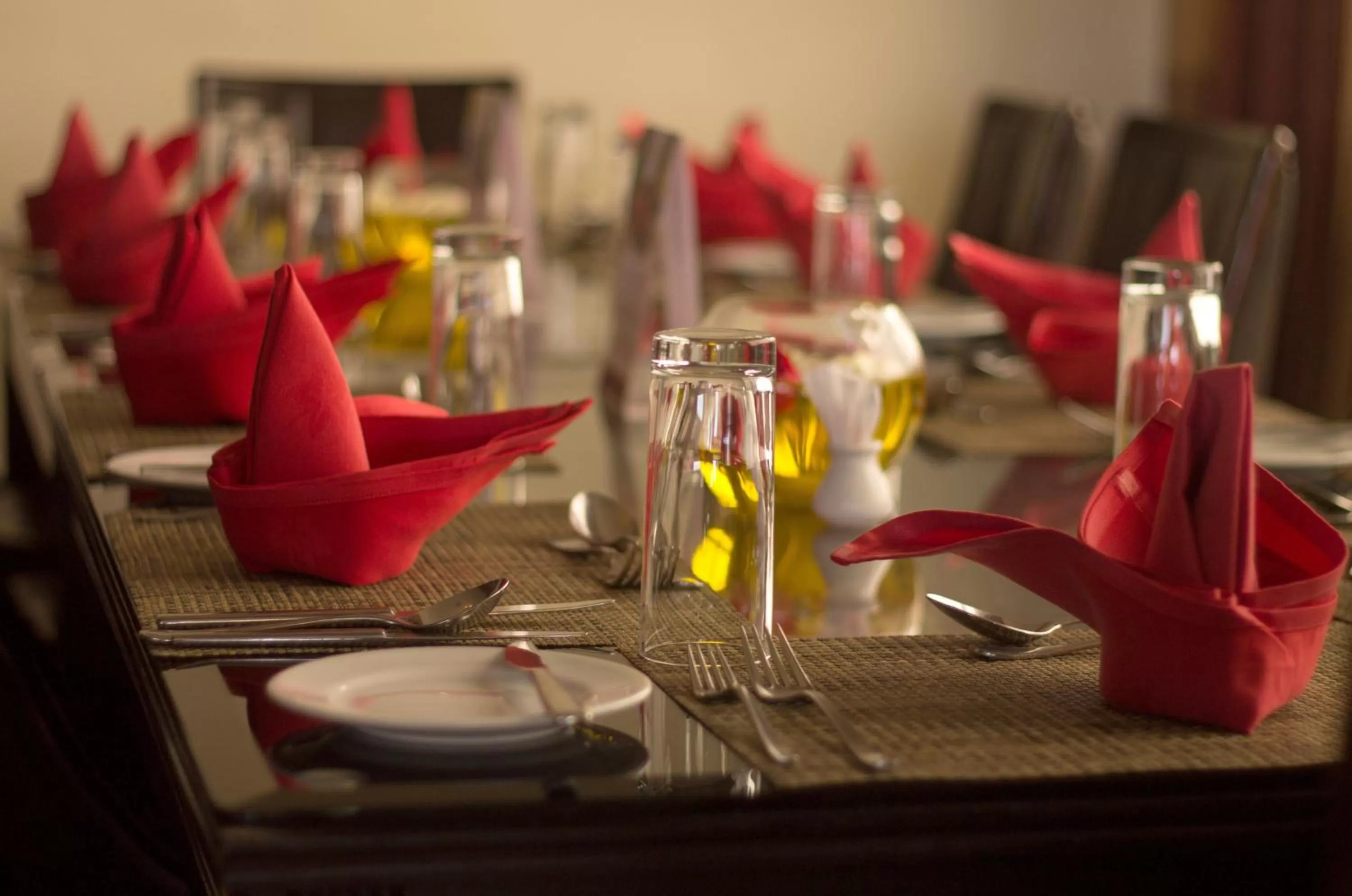 Restaurant/places to eat in The Panari Hotel - Near Jomo Kenyatta International Airport