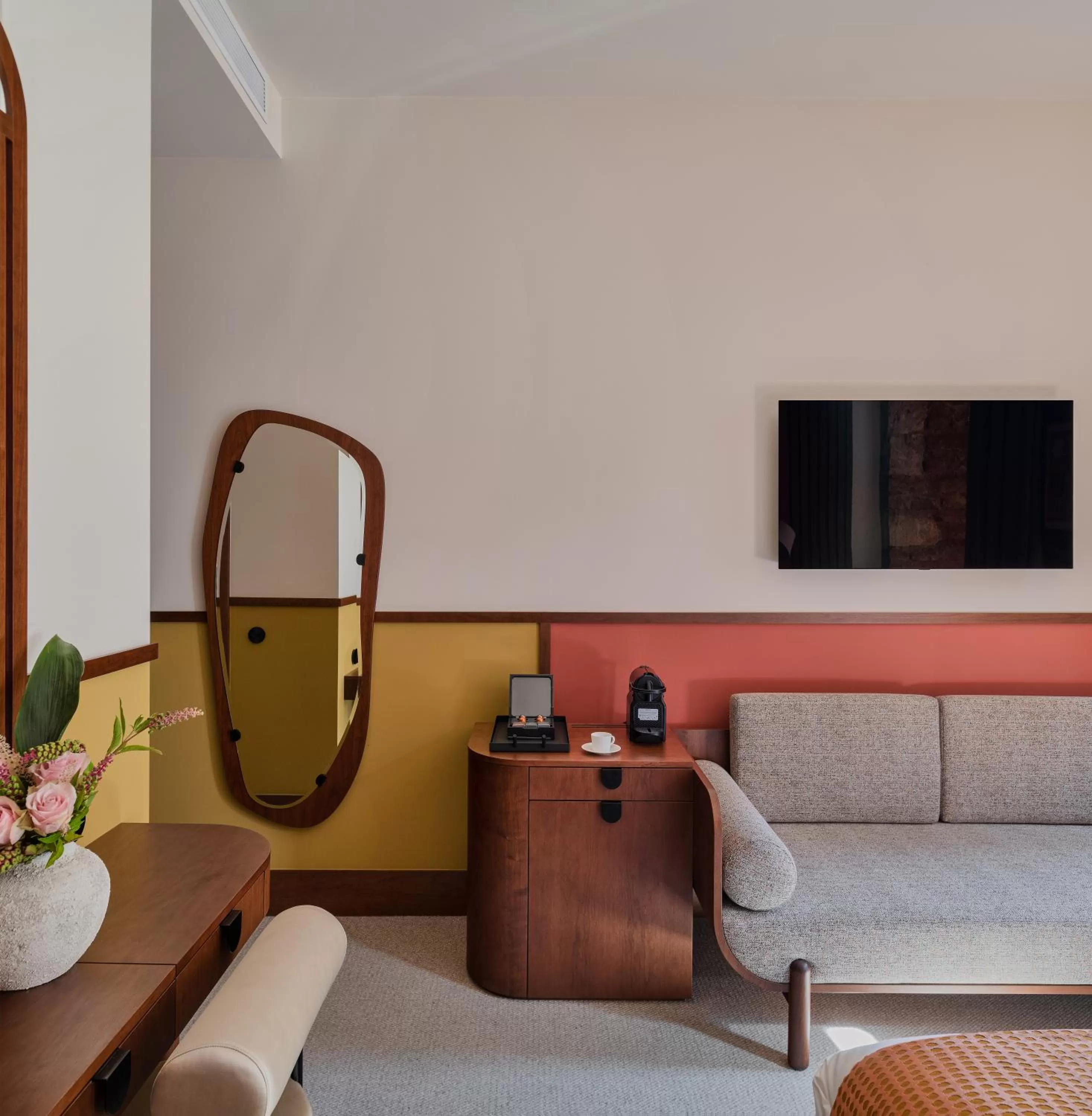 Coffee/tea facilities in GentleTom