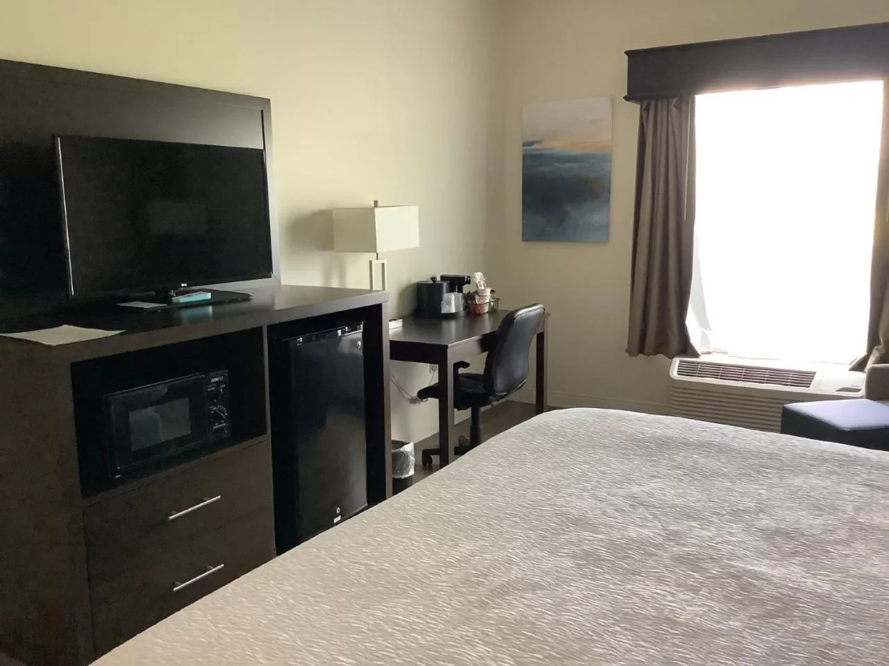 TV and multimedia, Bed in Best Western Plus Madison