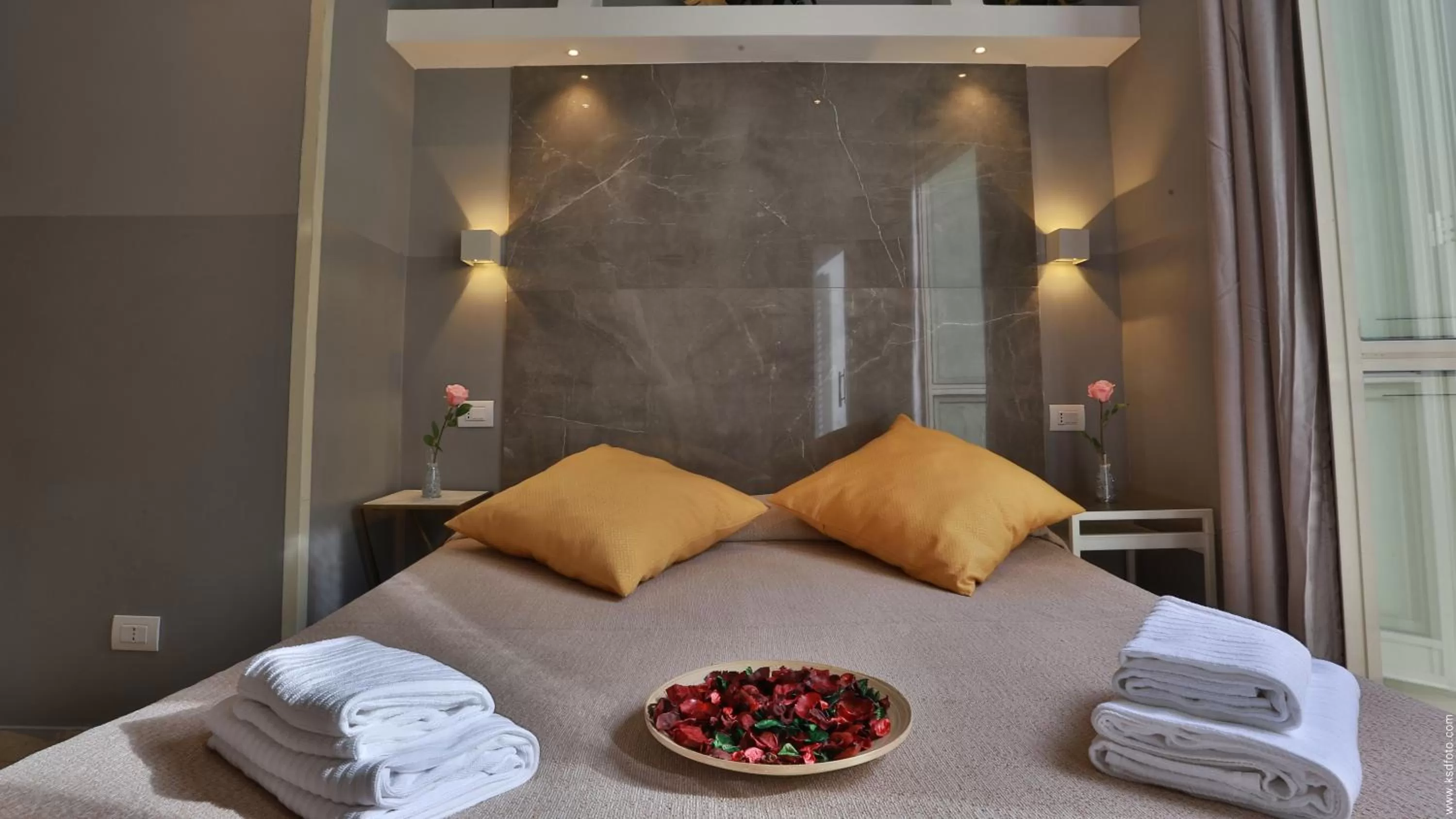 Photo of the whole room, Bed in Hotel Giolitti Smart