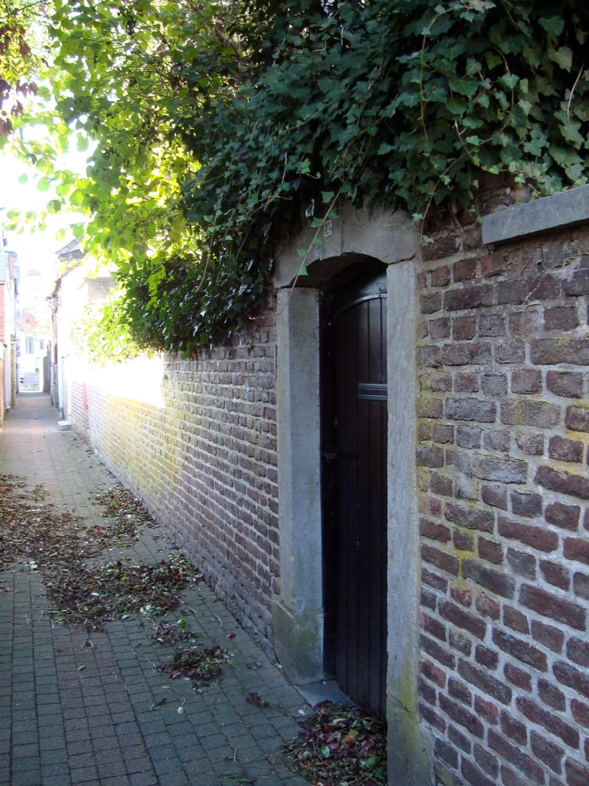 Property building in B&B La Ruelle