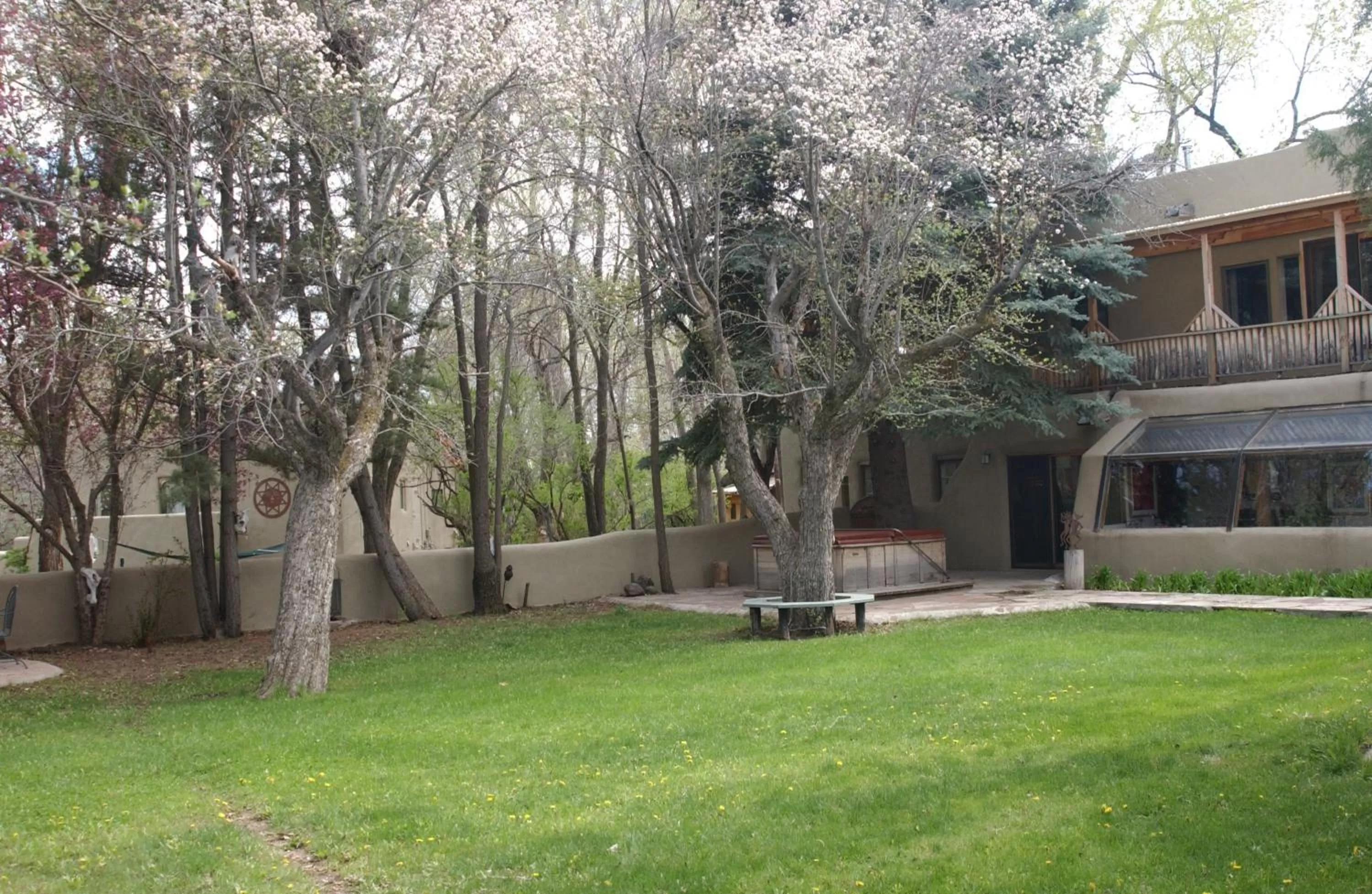 Garden, Property Building in Touchstone Inn