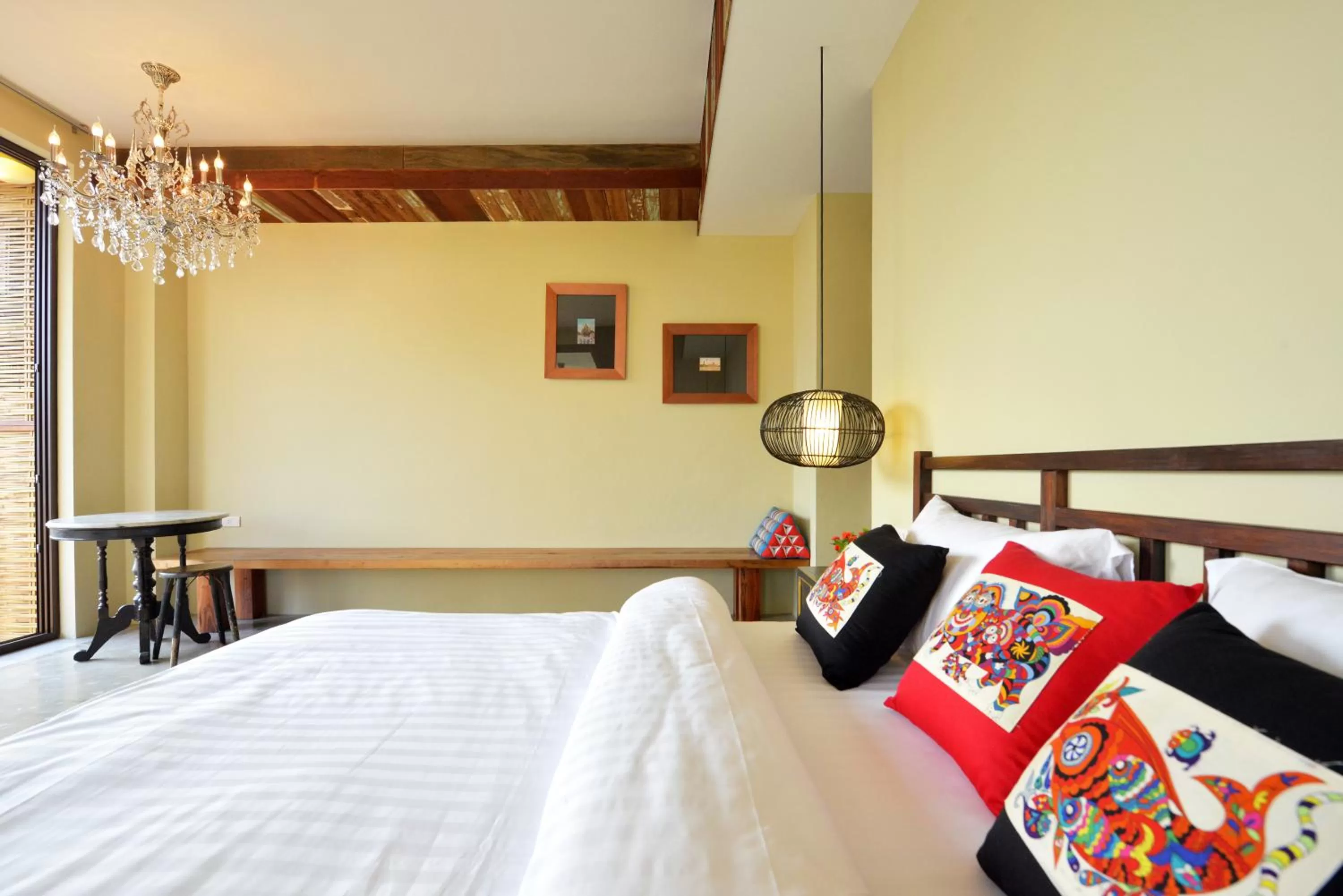 Bed in Villa Bangkok