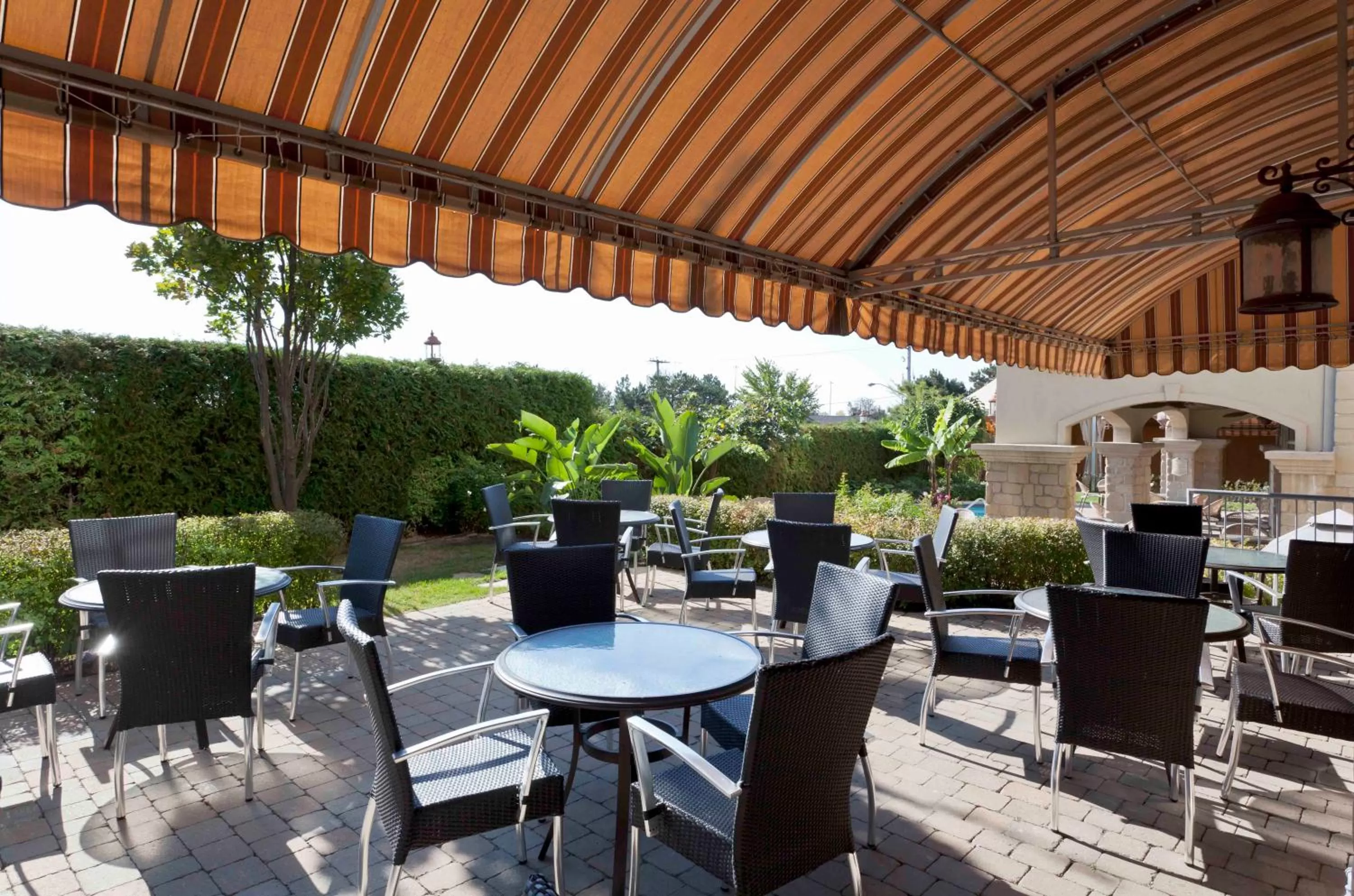 Le St-Martin Hotel & Suites