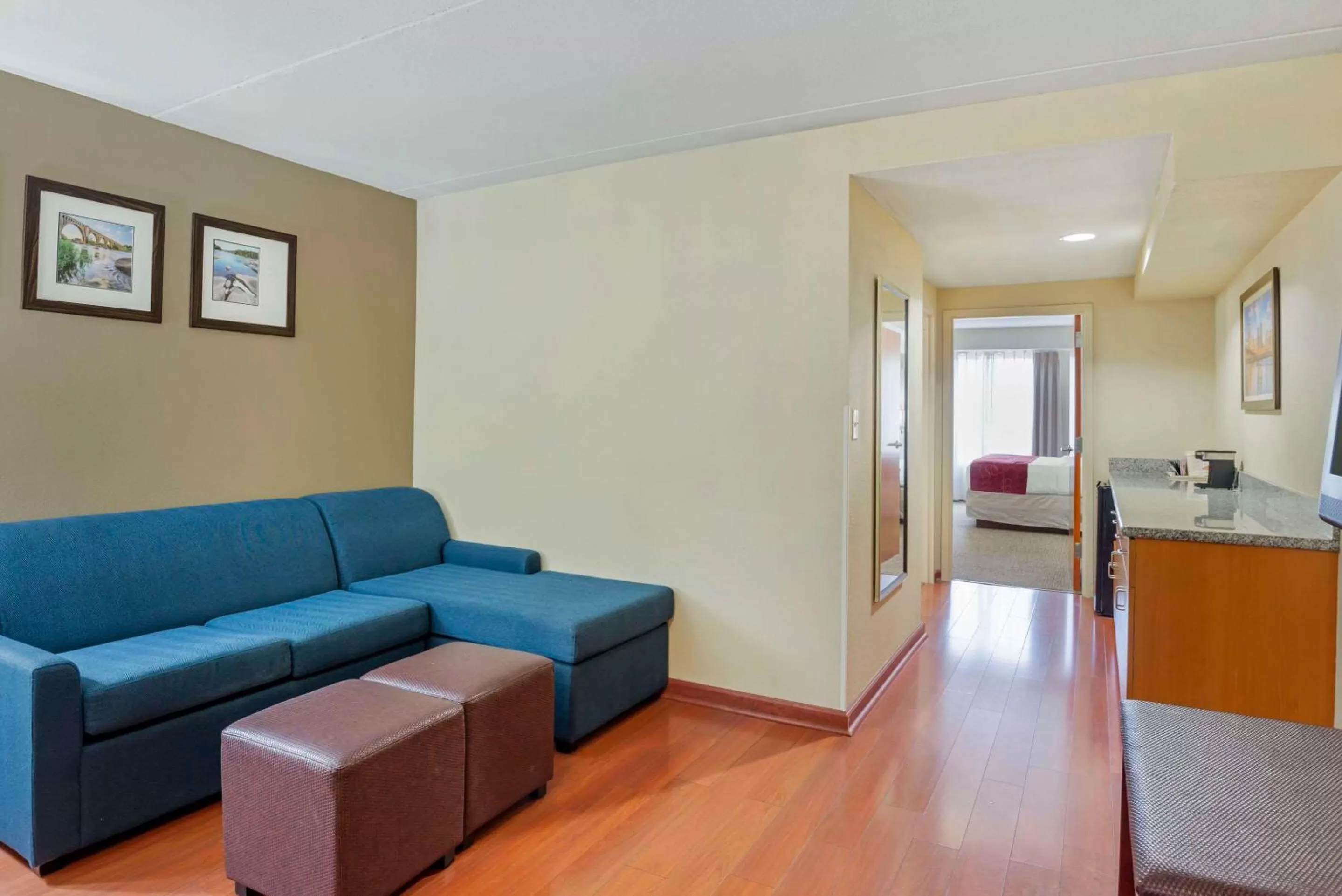 Bedroom in Comfort Suites At Virginia Center Commons