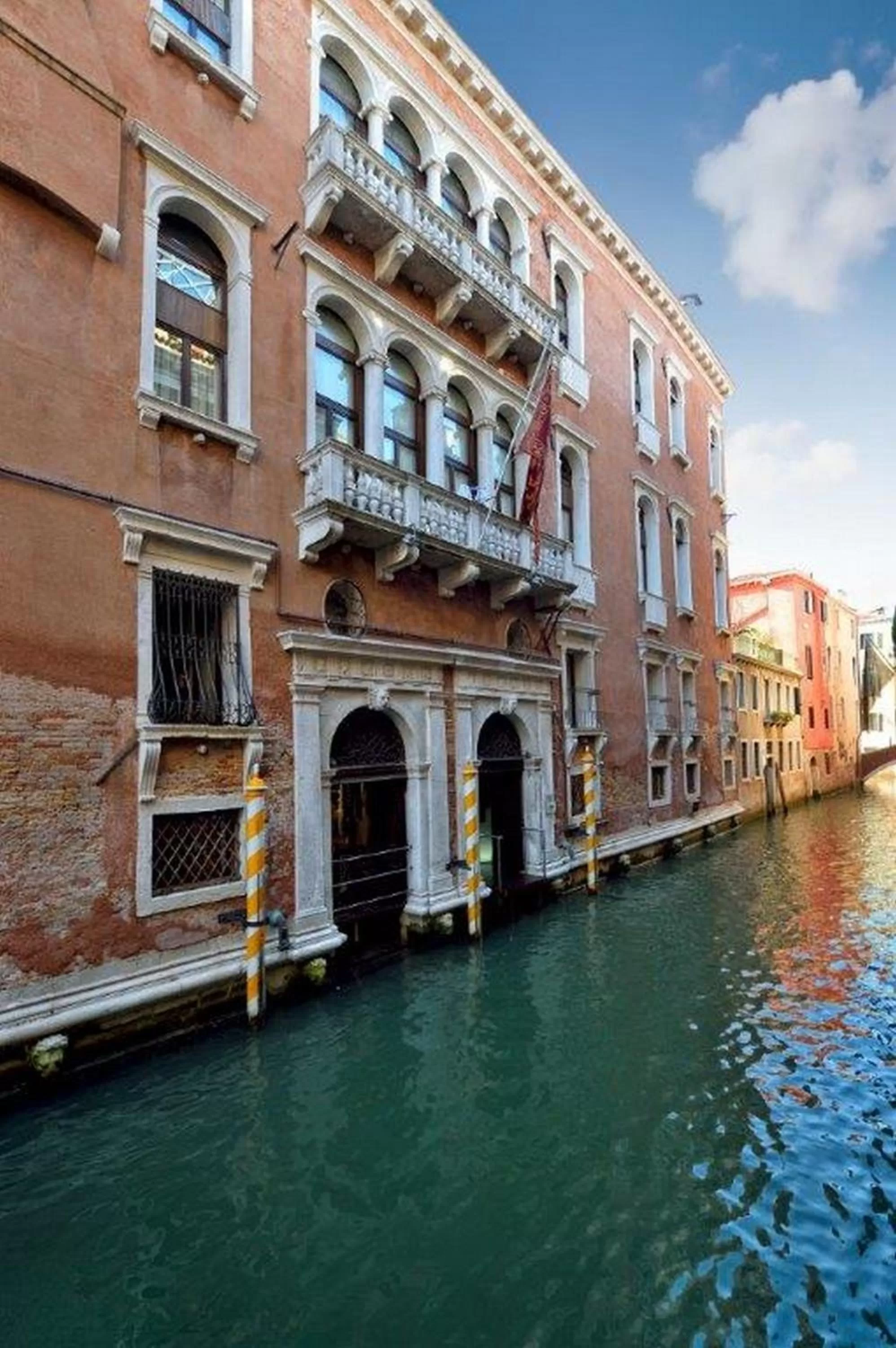 Decorative detail in Ruzzini Palace Hotel