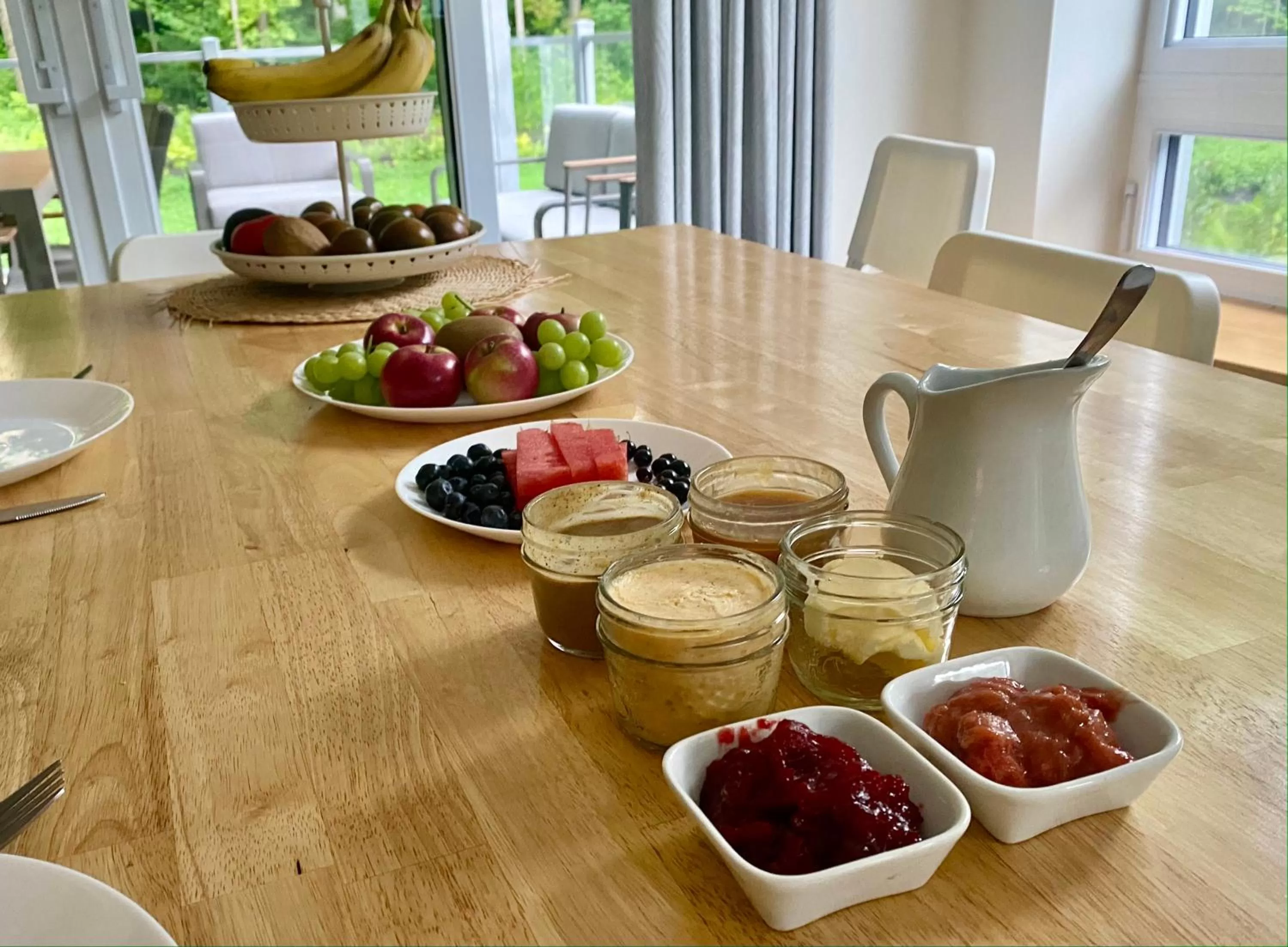 Dining area in Le Camp Caché Shefford