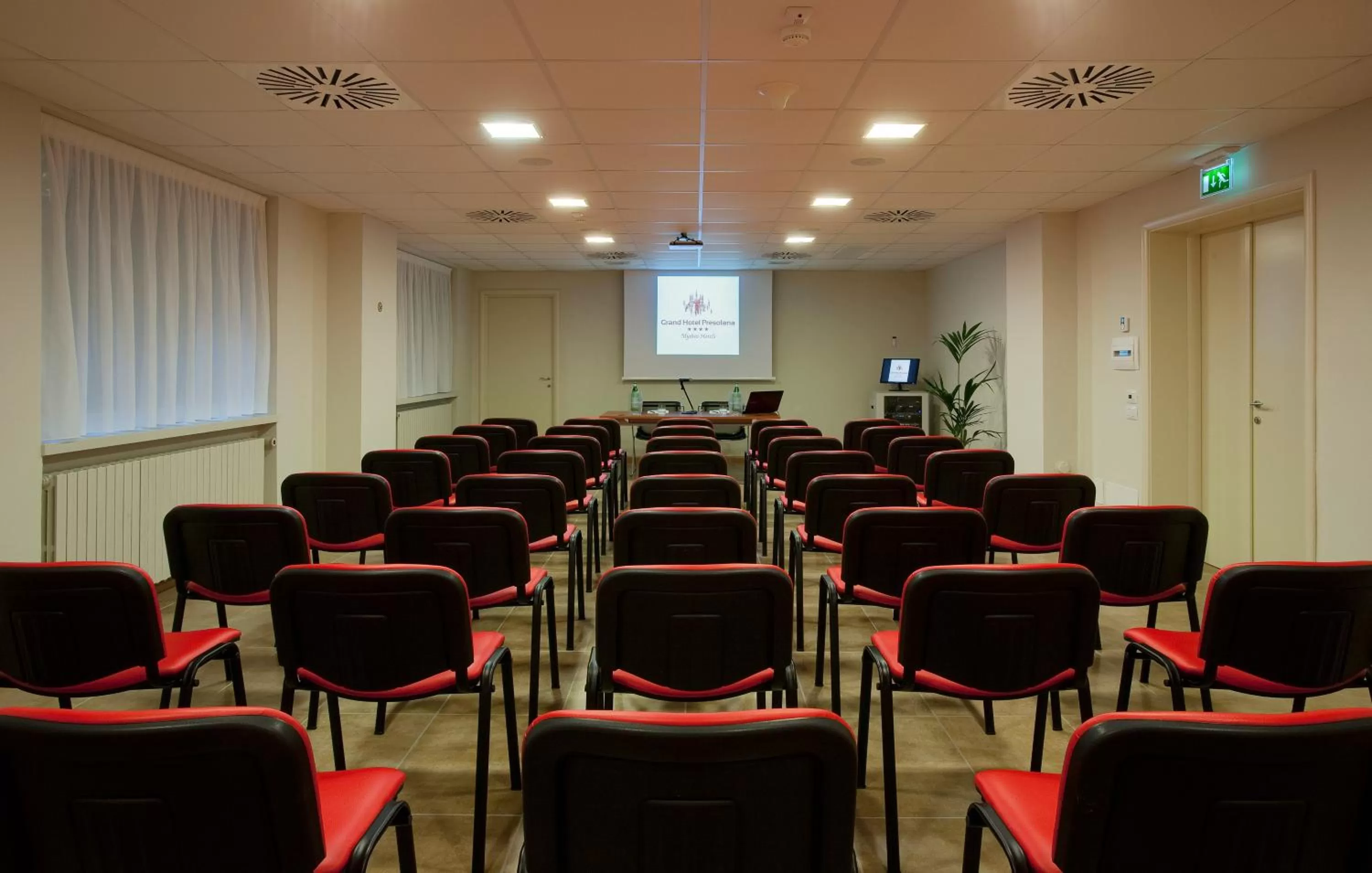 Business facilities in Grand Hotel Presolana