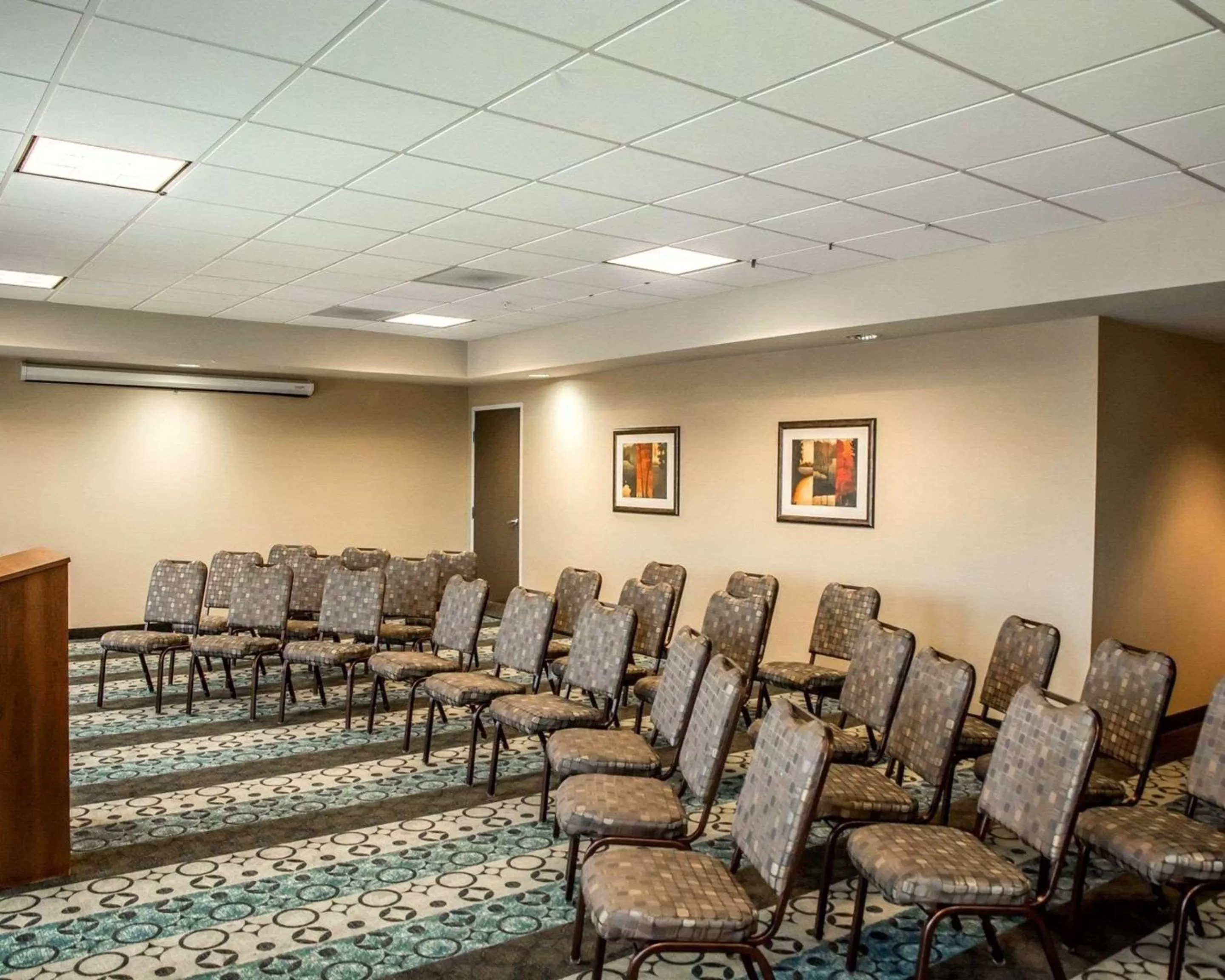 On site in Comfort Suites Cincinnati North