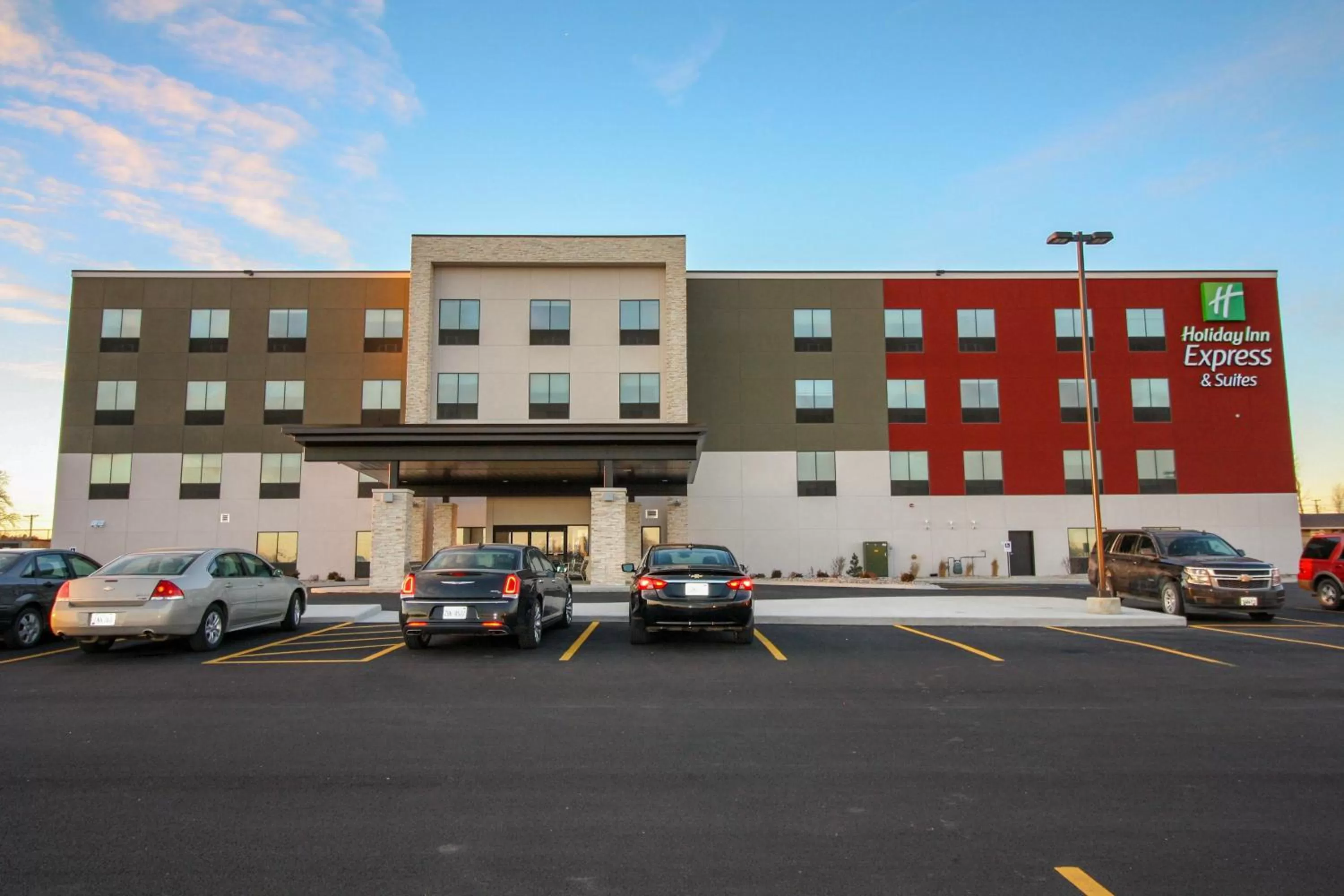 Property building in Holiday Inn Express & Suites - Kirksville - University Area by IHG