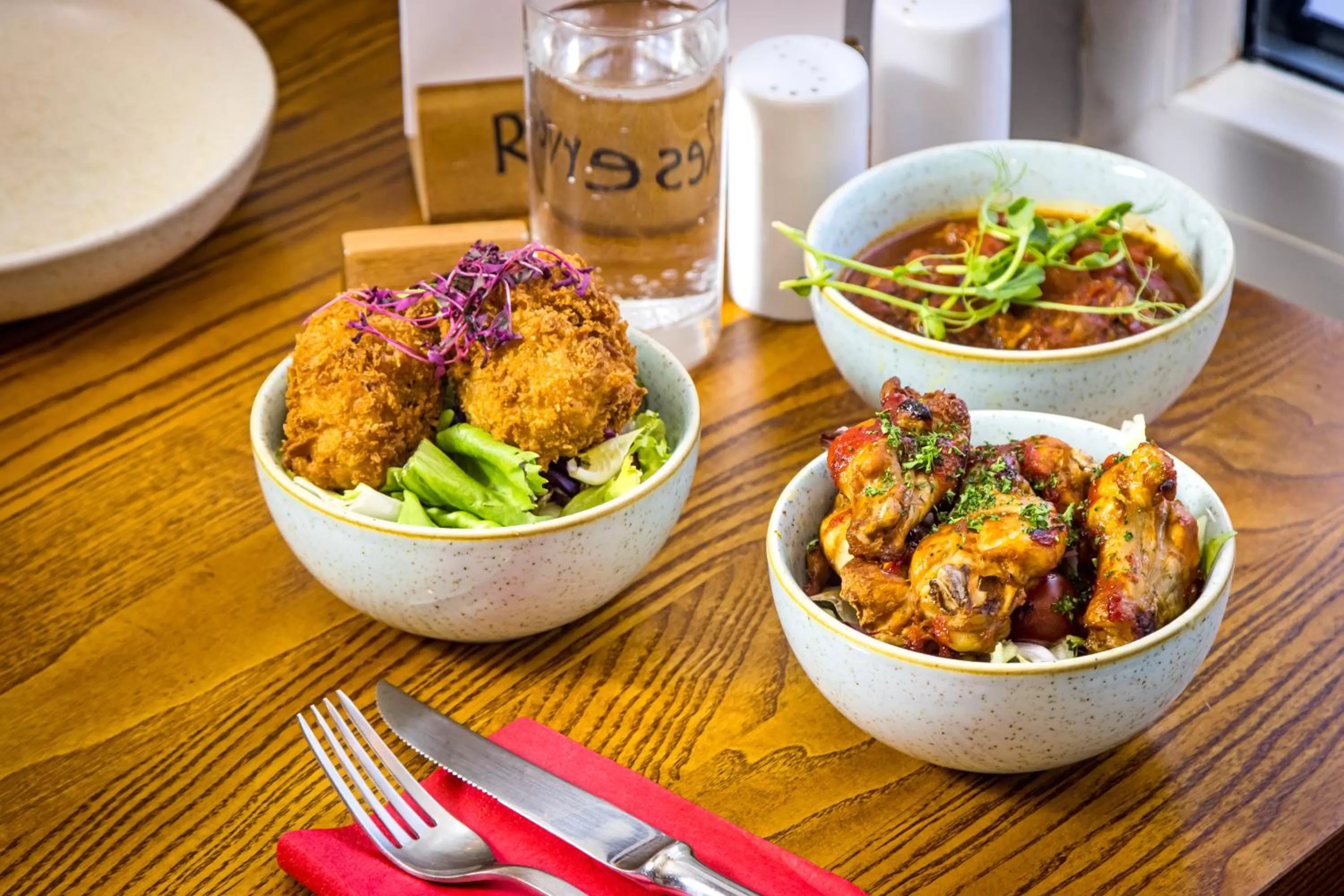 Restaurant/places to eat in Cumbrian Lodge