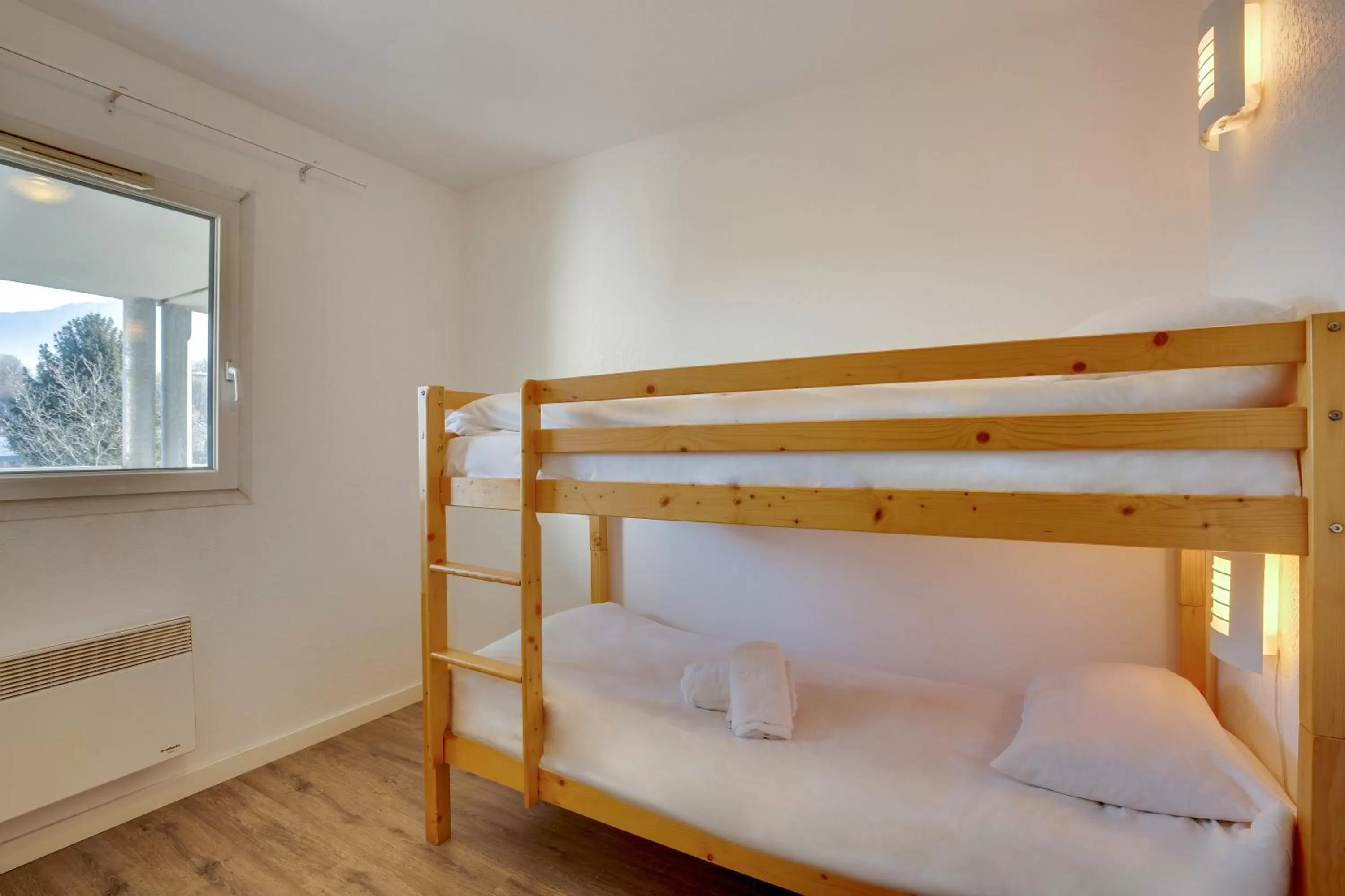 bunk bed, Bed in Résidence Azurea